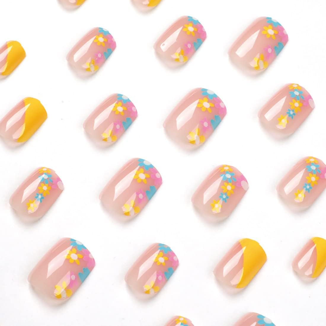 Yellow Short Square Shape Press on Nails, 24 PCS Artificial Fake Nails with Flower Decoration Design Full Cover French False Nails,For Women and Girls Nail image number 2