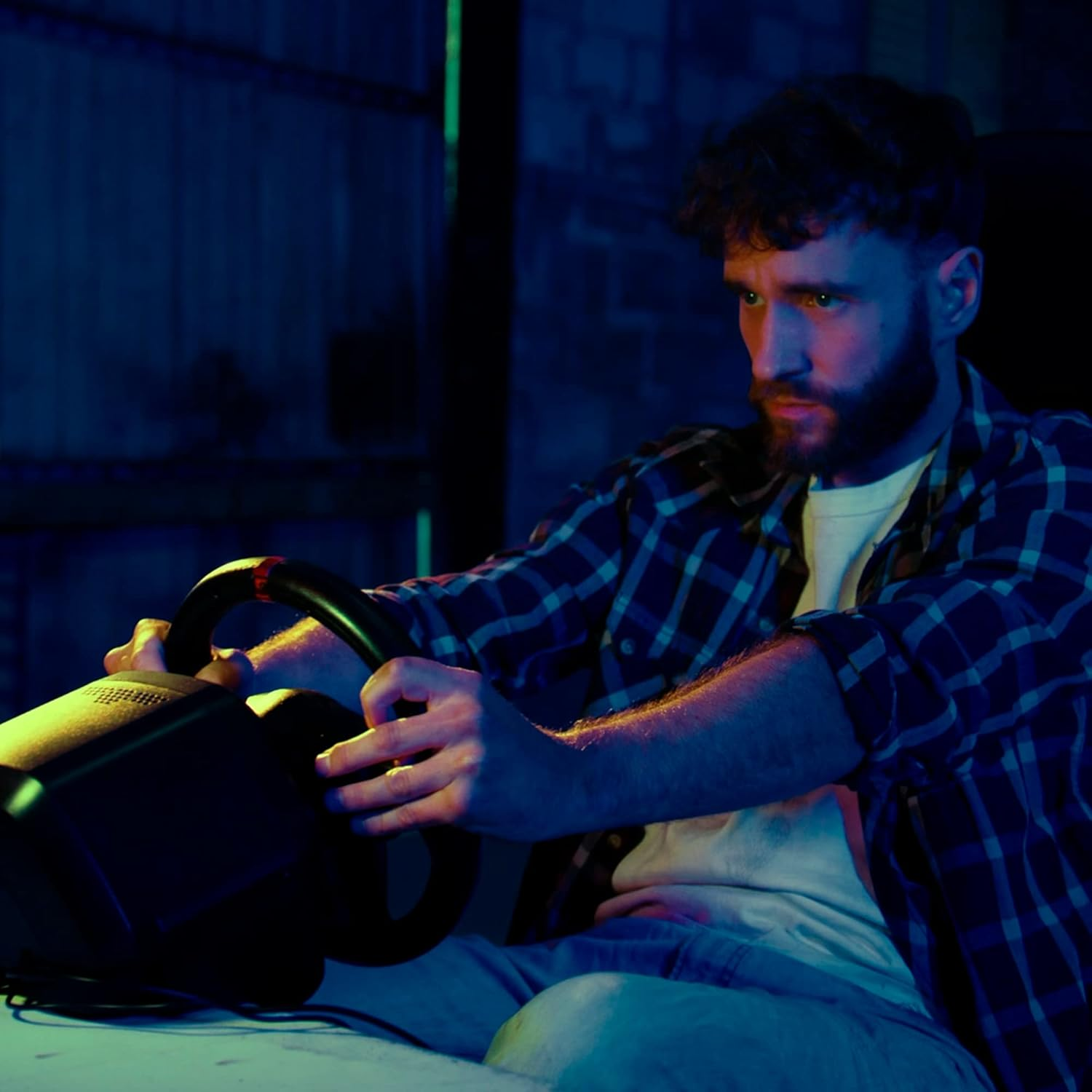 Thrustmaster T128 Force Feedback Racing Wheel with Magnetic Pedals, Xbox Series X|S, Xbox One, PC image number 4