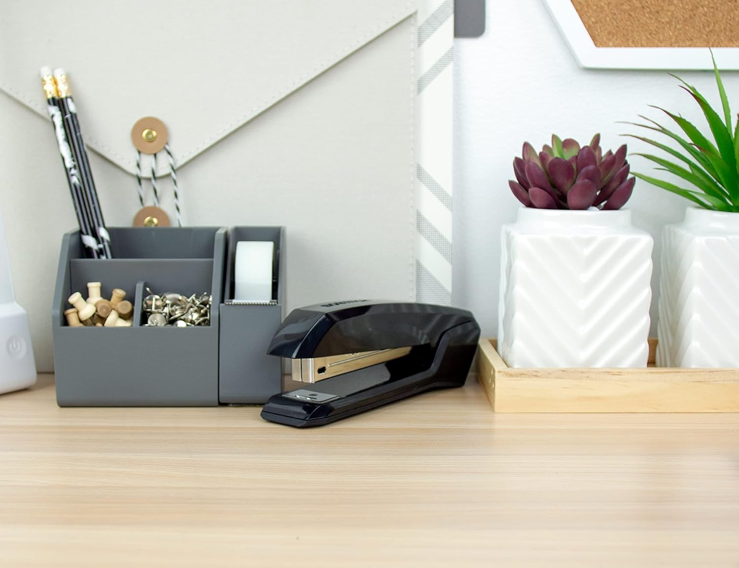 Bostitch Ascend 3 in 1 Stapler with Integrated Remover & Staple Storage, Value Pack with Staples & Remover (B210-CC) image number 2