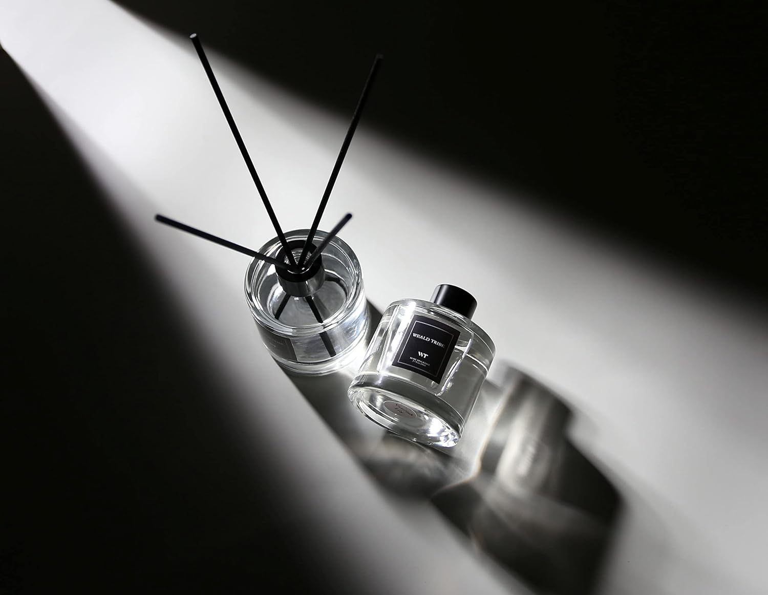 Weald Tribe Flower Reed Diffuser Set of 3 for Bathroom Accessories Shelf Decor & Air Fresheners, Stick Defusers | Velvet Vanilla, Hotel White Tea, Tahitian Crown Flower Scent(1.7Oz/Pack) Office Gift image number 2