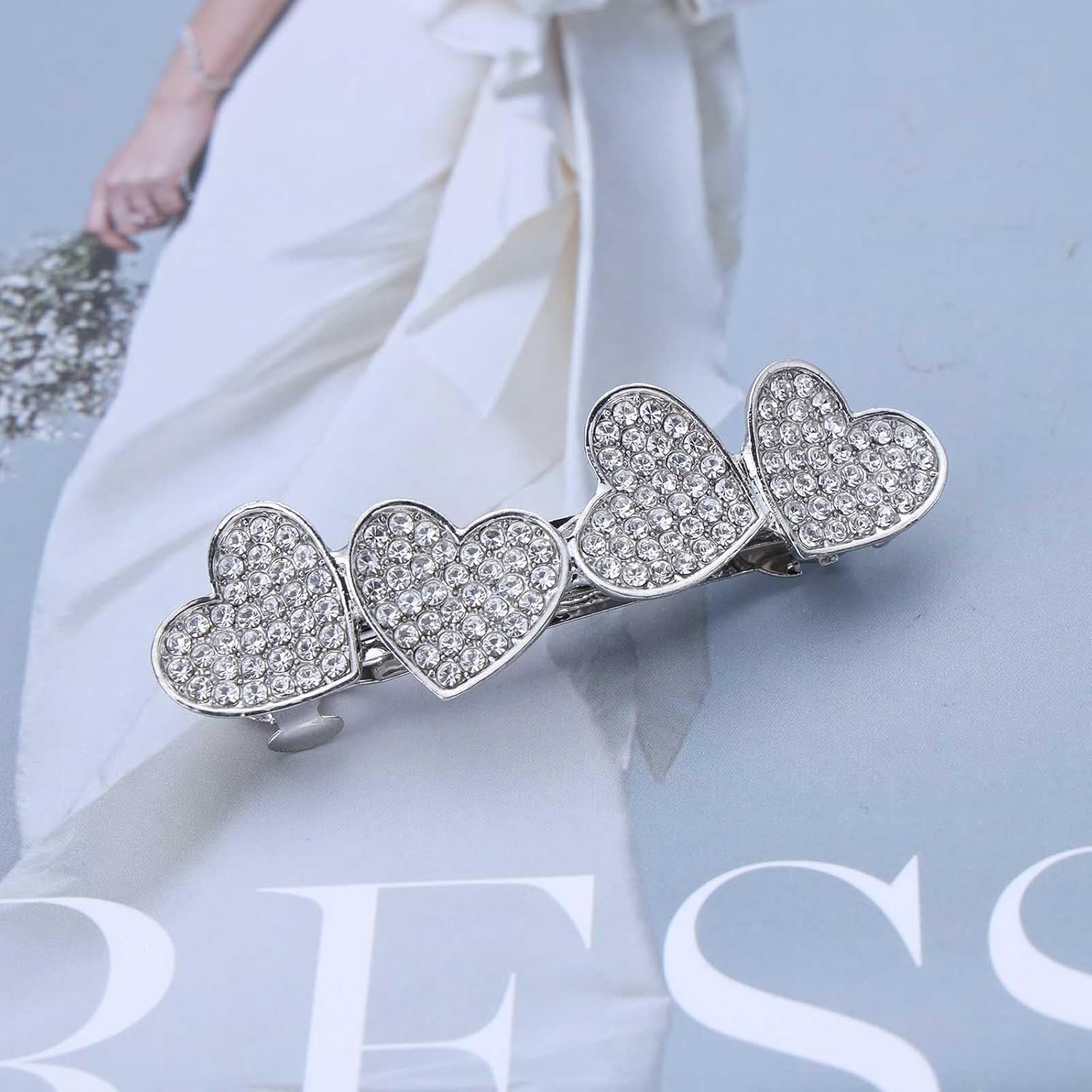 Wendalern Rhinestone Heart Hair Clip Crystal Heart Cluster Hair Pin Clip Silver Heart Shaped Non-Slip Metal Geometric Hair Clips Wedding Headpiece Hair Styling Accessories for Women image number 2