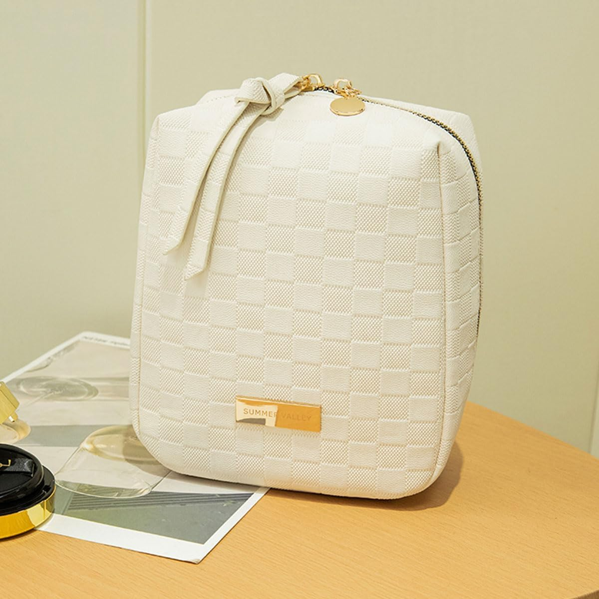 DDPOND Elegant Portable Plaid Cosmetic Bag for Women with Compartments Large Capacity Travel Makeup Bag for Purse (Pink) image number 4