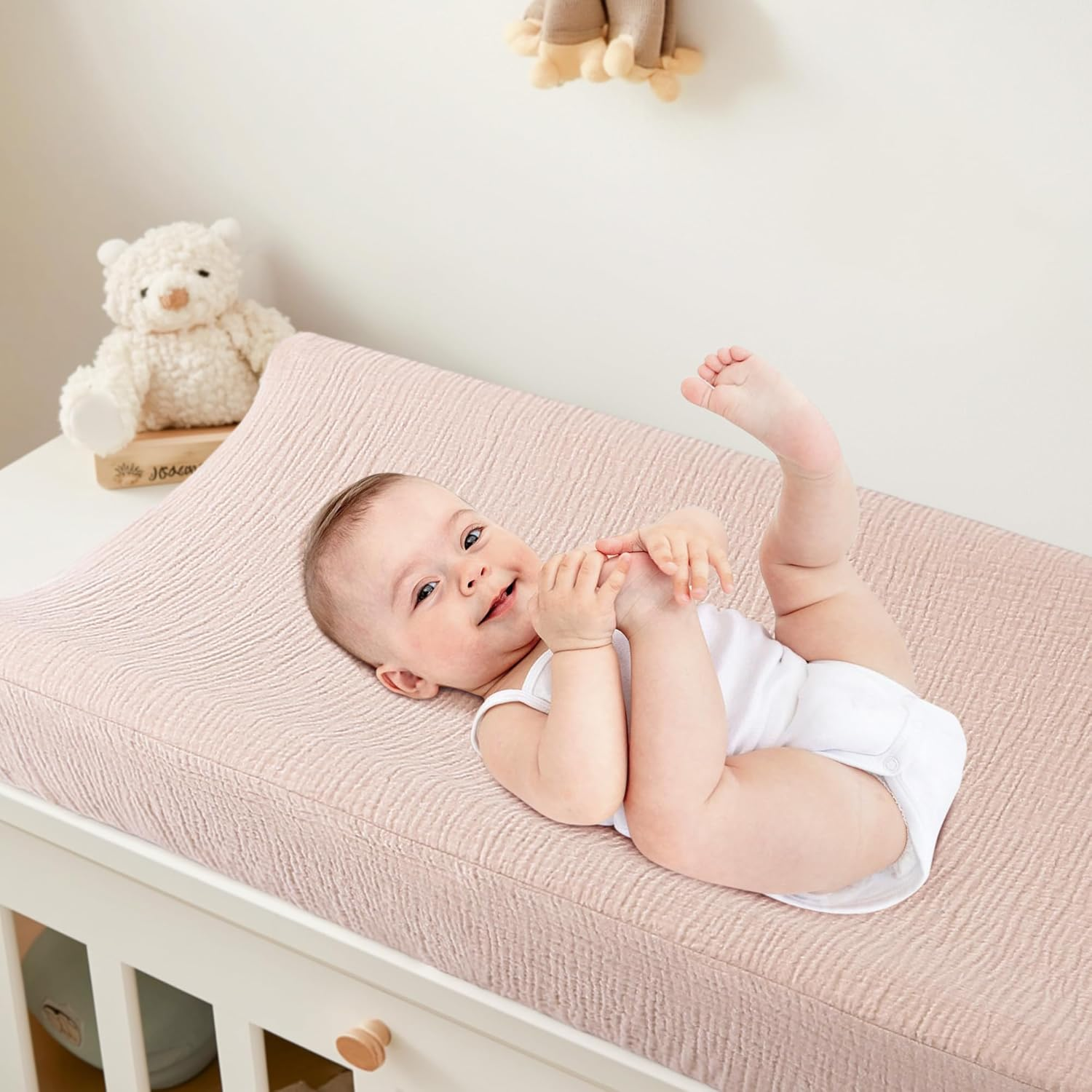 Bearmoss Changing Pad Covers 2Pack 100% Cotton Muslin Diaper Change Table Pad Covers 32&rdquo;X16&ldquo; Soft Breathable Changing Pad Sheets for Unisex Baby Girls and Boys (Candy Floss) - Candy Floss image number 4