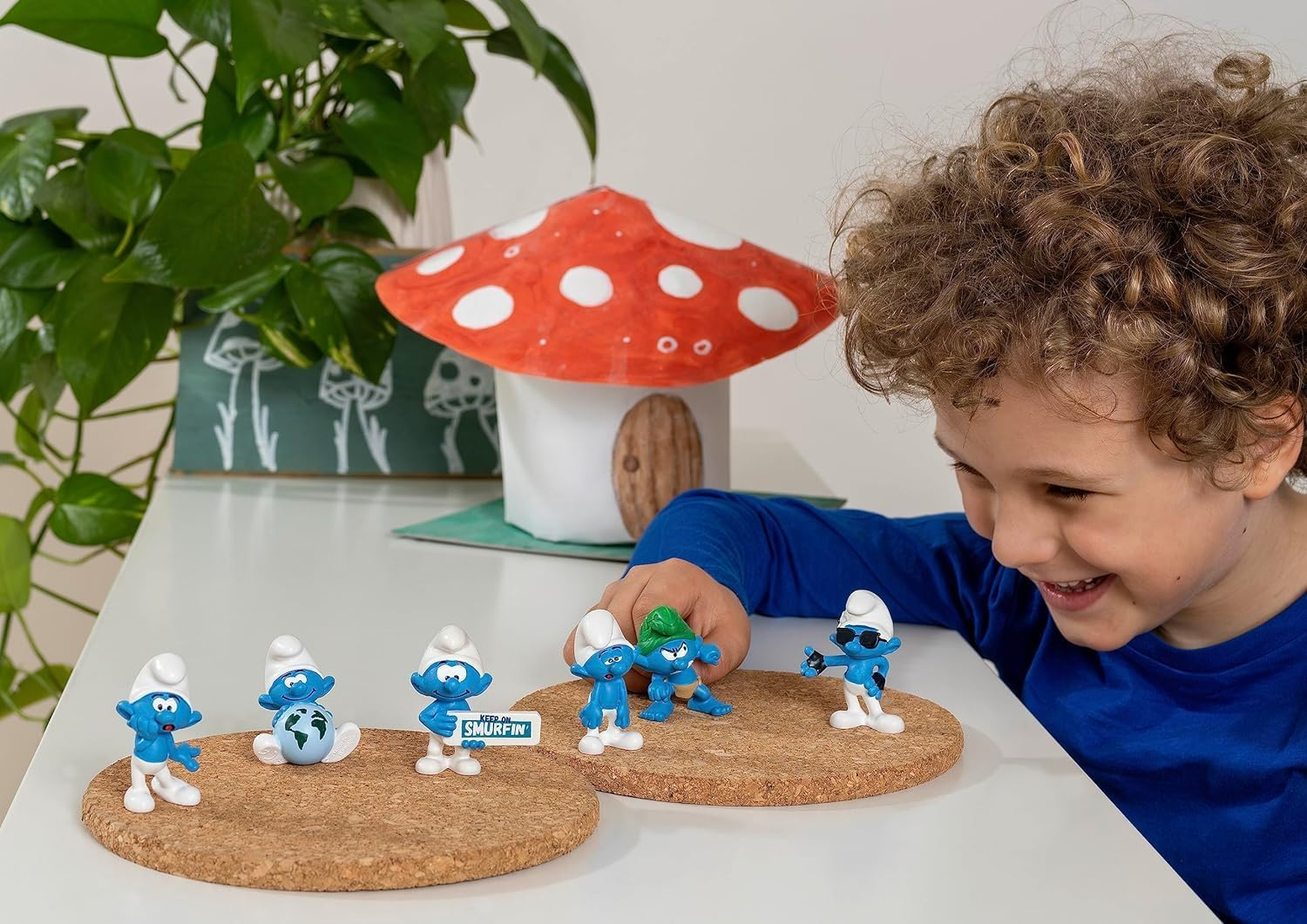 Schleich - Sustainability Smurf image number 5