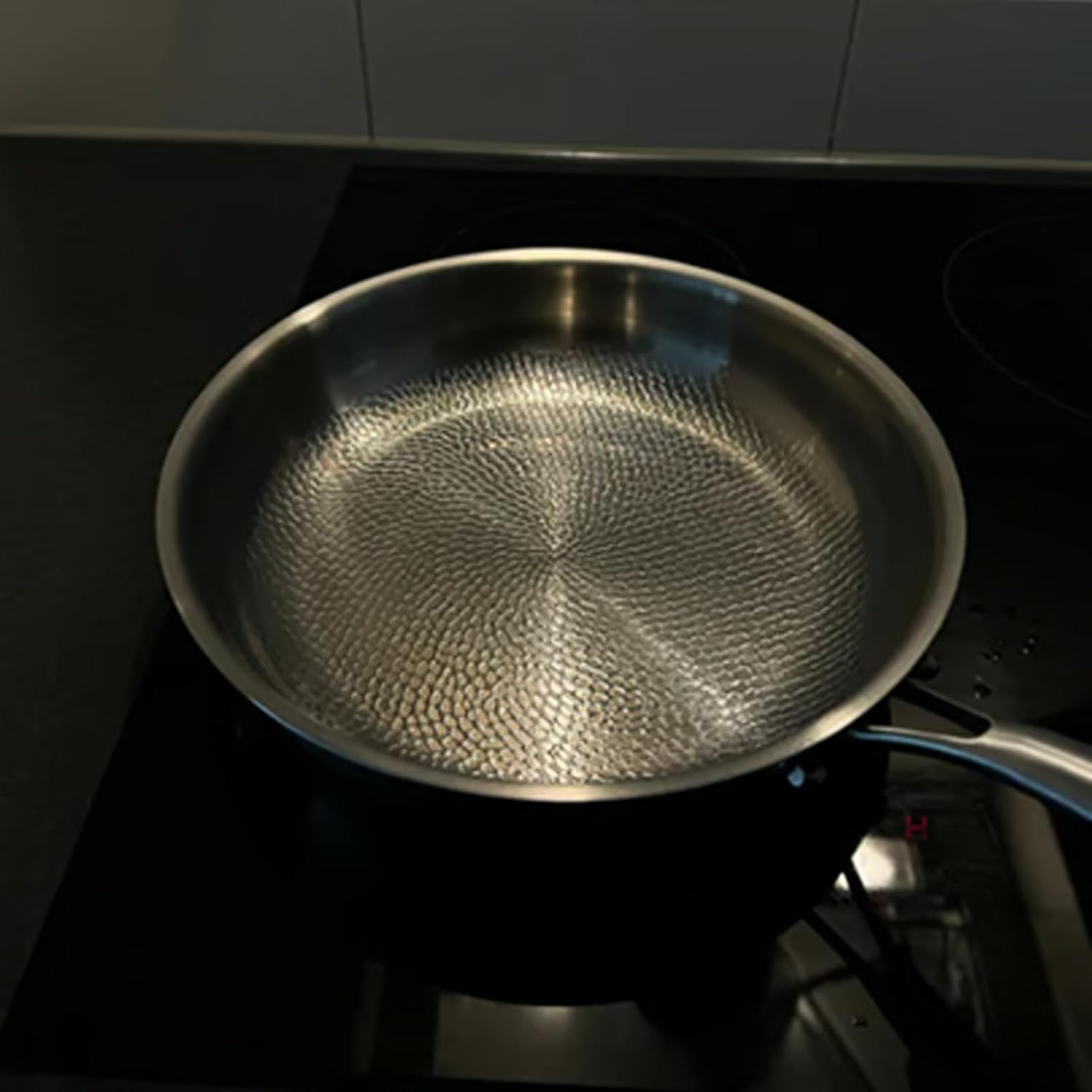 Cooking Pan,Scratch-Resistant Cookware,Titanium Hammered Frying Skillet - for Kitchen Stove Cooking Pancake Breakfast Fish Steak Egg Meat Vegetable - 30Cm image number 5