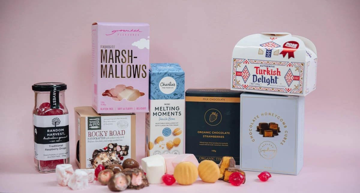 Purely Gourmet Australian Sweetness Gift Hamper - Gourmet Marshmallow, Mischief Chocolate Popcorn, Cookies, Whisk & Pin Rocky Road, Organic Times Strawberries - Ideal Australian Chocolate Gift Set