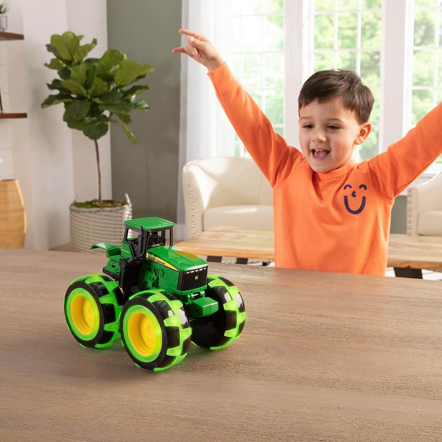 John Deere Monster Treads Lightning Wheels, Tractor image number 6
