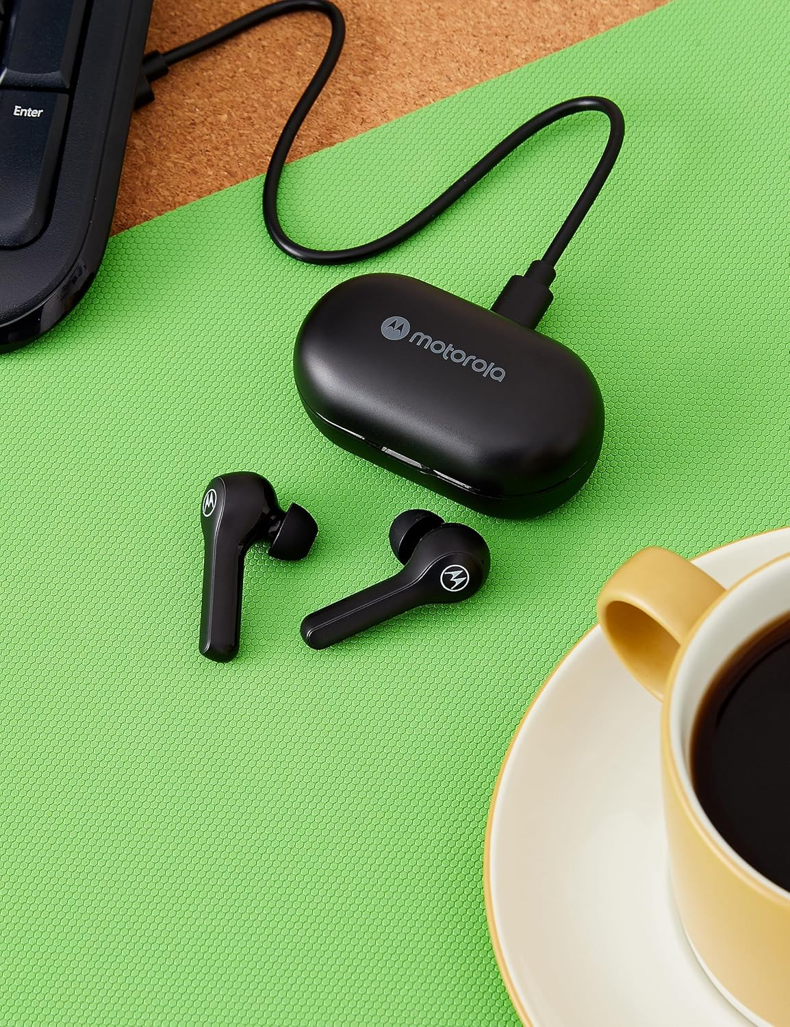 Motorola Moto Buds 085 IPX5 Water Resistant Ergonomic Design True Wireless Earbuds for Comfort Fit with 15 Hours Playtime (Jet Black) image number 2