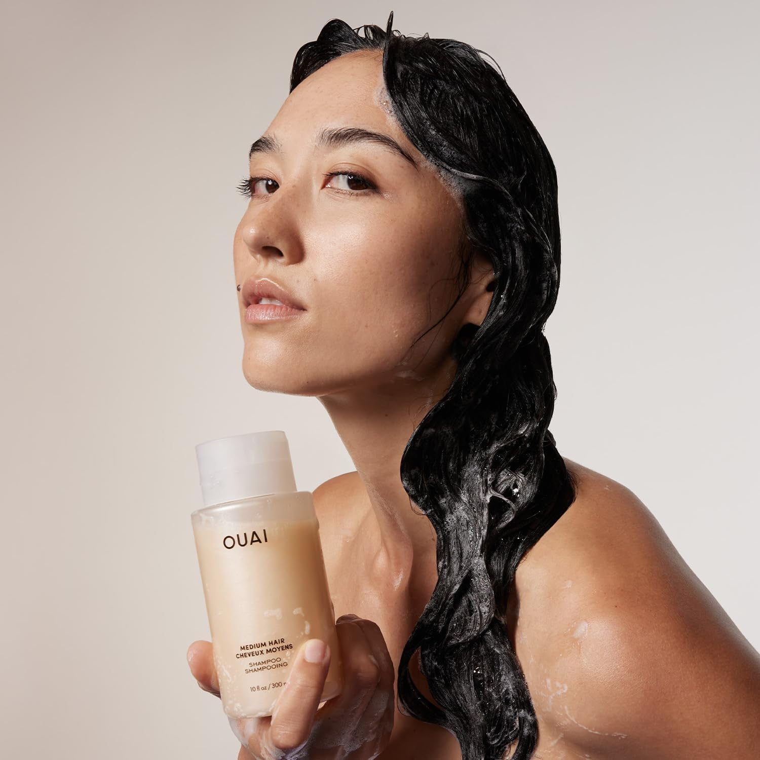 Medium Shampoo Refill Pouch. Super Hydrating Shampoo Nourishes with Babassu and Coconut Oils, Strengthens with Keratin and Adds Shine with Kumquat Extract image number 5