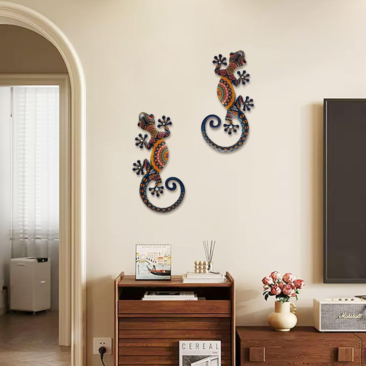 Metal Lizard Gecko Wall Art - 2 Pack 15 Inch Metal Wall Decor, Lizard Outdoor Hanging Glass Sculpture Decoration for Yard Garden Art, Patio Fence Home, Unique Gift Ideas image number 6