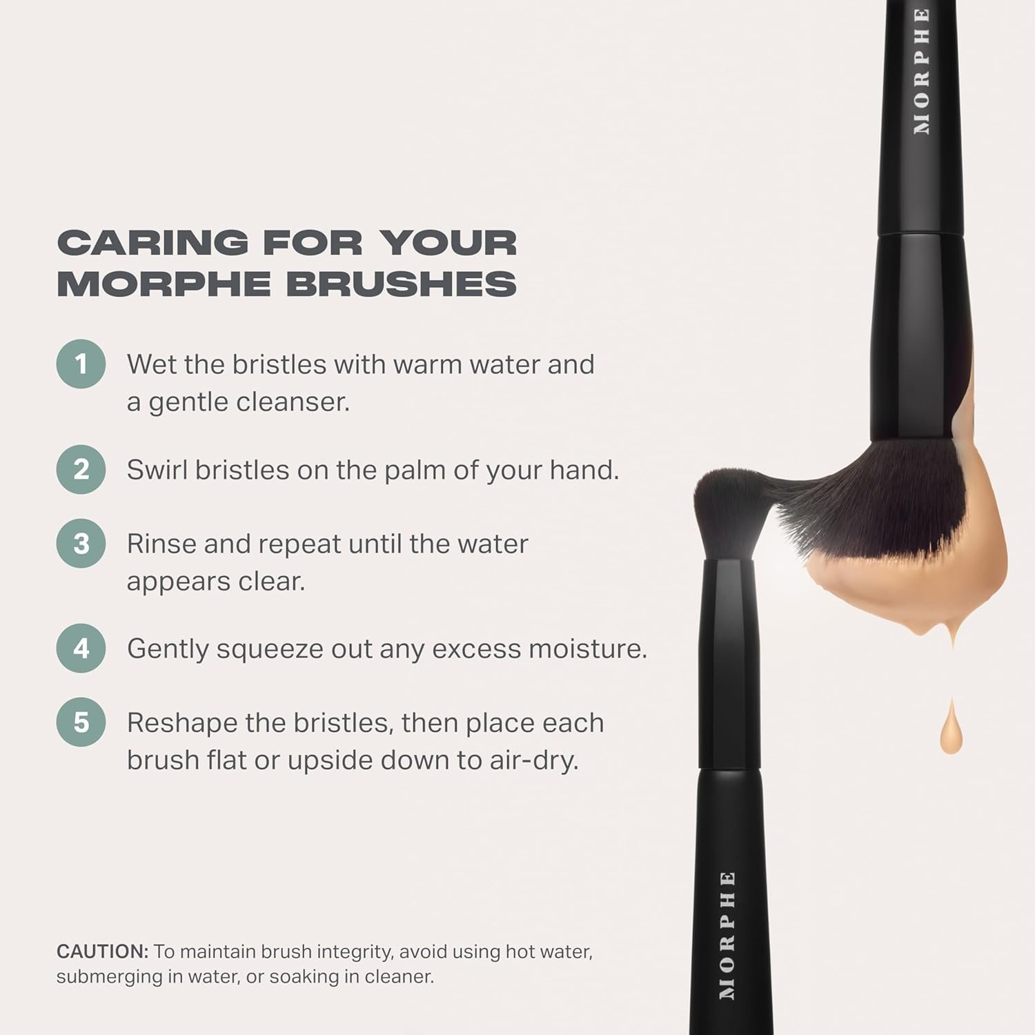 Morphe Cosmetics - M310 - Large Soft Fan Brush