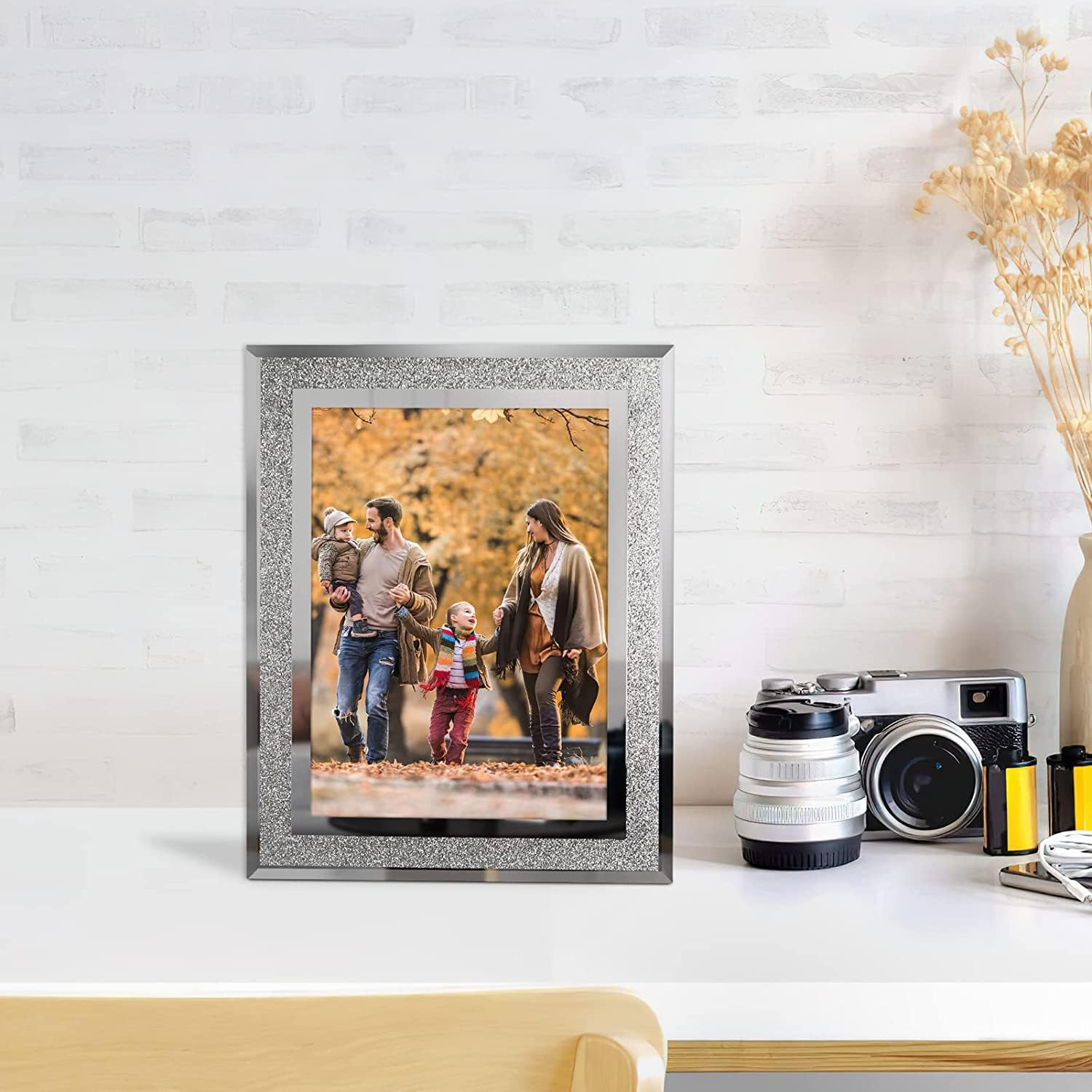 Frames Polished Silver Plate Picture Frame, 4X6 Picture Frames in Silver, Glass and Crystal Photo Frame Ornaments for Tabletop Living Home & Office Decor image number 6