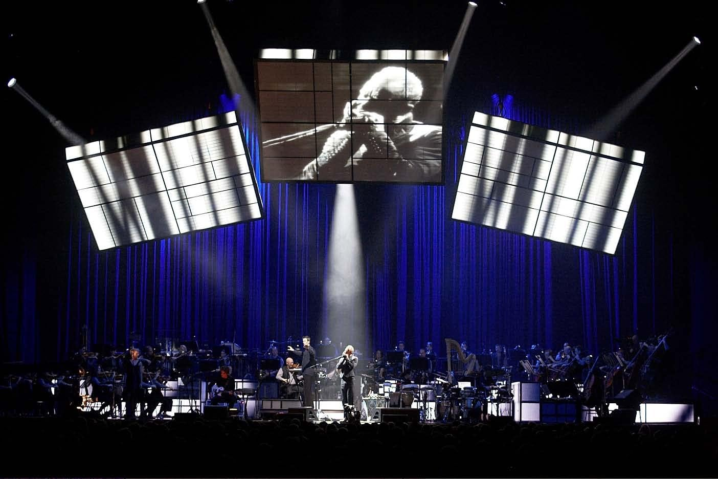 Sting: Live in Berlin image number 4