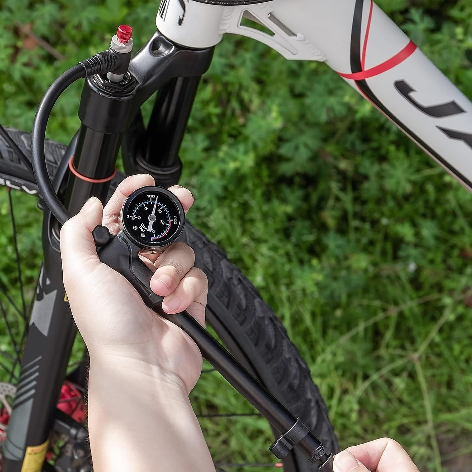 MUYIBENMU Portable Bike Pump, 300 PSI, 2-In-1 Bicycle & Suspension Pressurization System with Integrated Gauge, Presta and Schrader Compatible