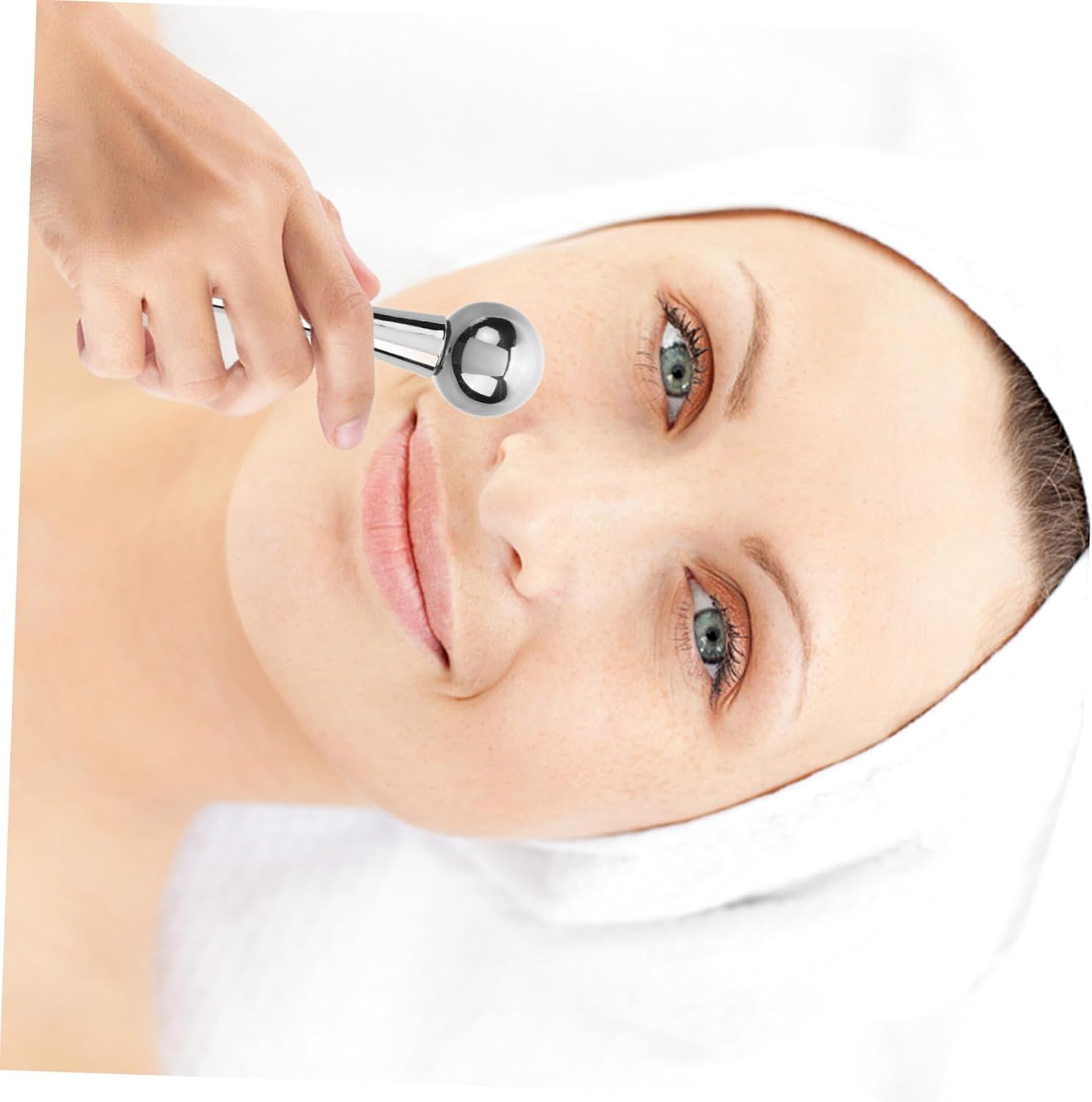 Ipetboom Facial Ice Roller and Stainless Steel Cooling Face Globes for Eye Puffiness Relief, Reusable Ice Massage Ball with Rotating Design, Silver Tone, Suitable for Facial Skincare And