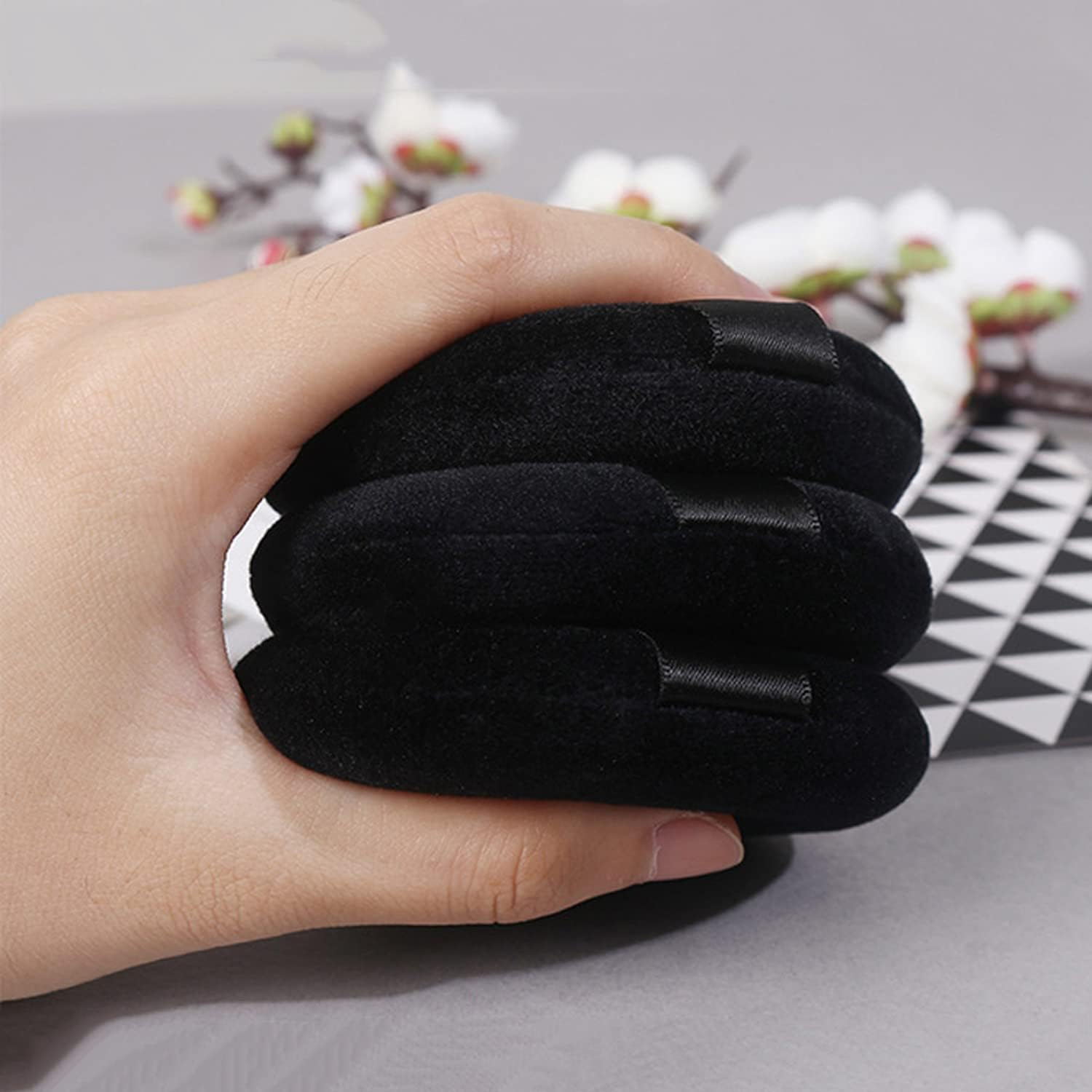 24 Pieces Powder Puff, Triangle Makeup Puff Cotton Powder Face Washable Body Powder Puff for Loose Powder Body Cosmetic Foundation Sponge Makeup Tool (24Black) - 24B image number 6