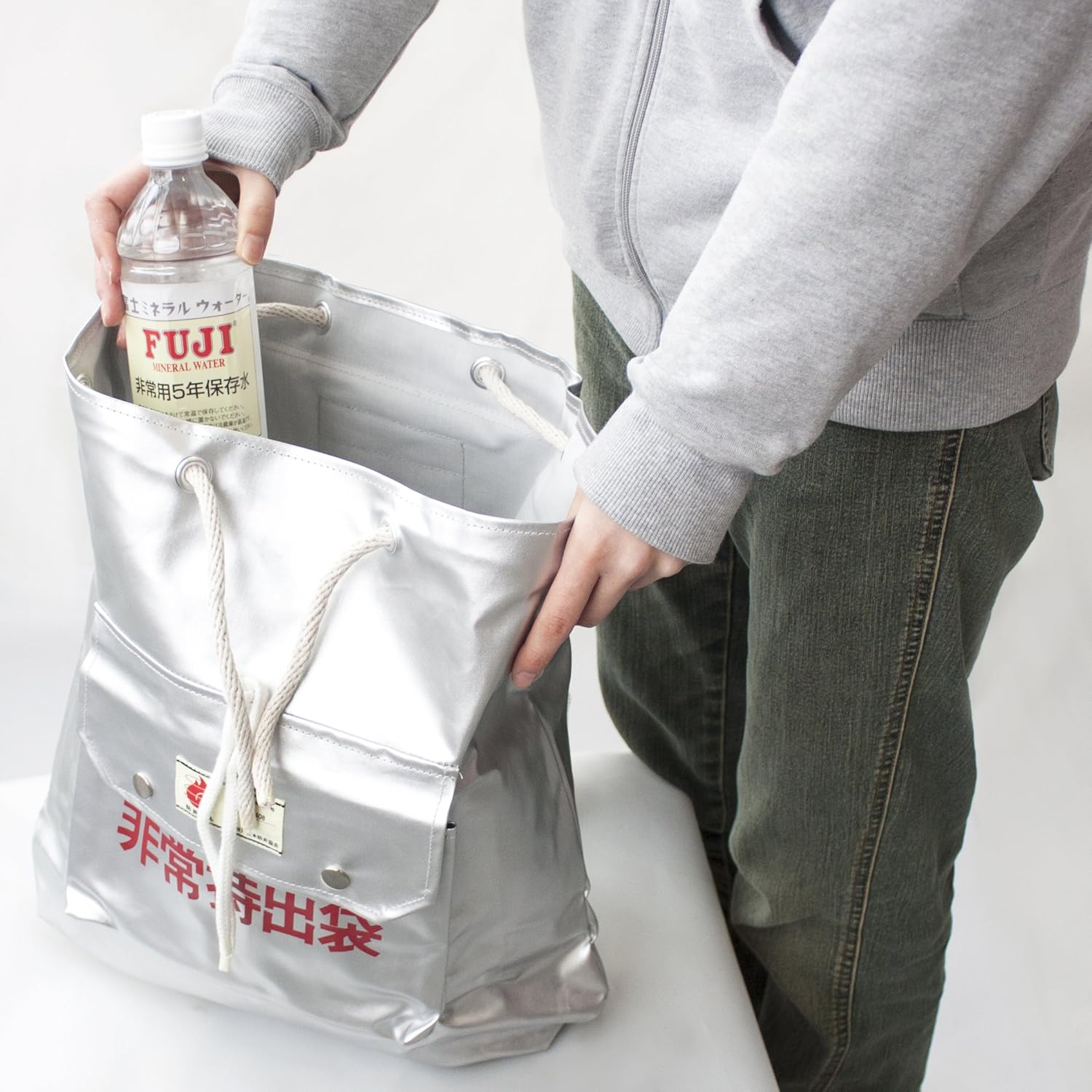 Kakuri Fire Retardant Association Certified Backpack Type Emergency Carry Bag