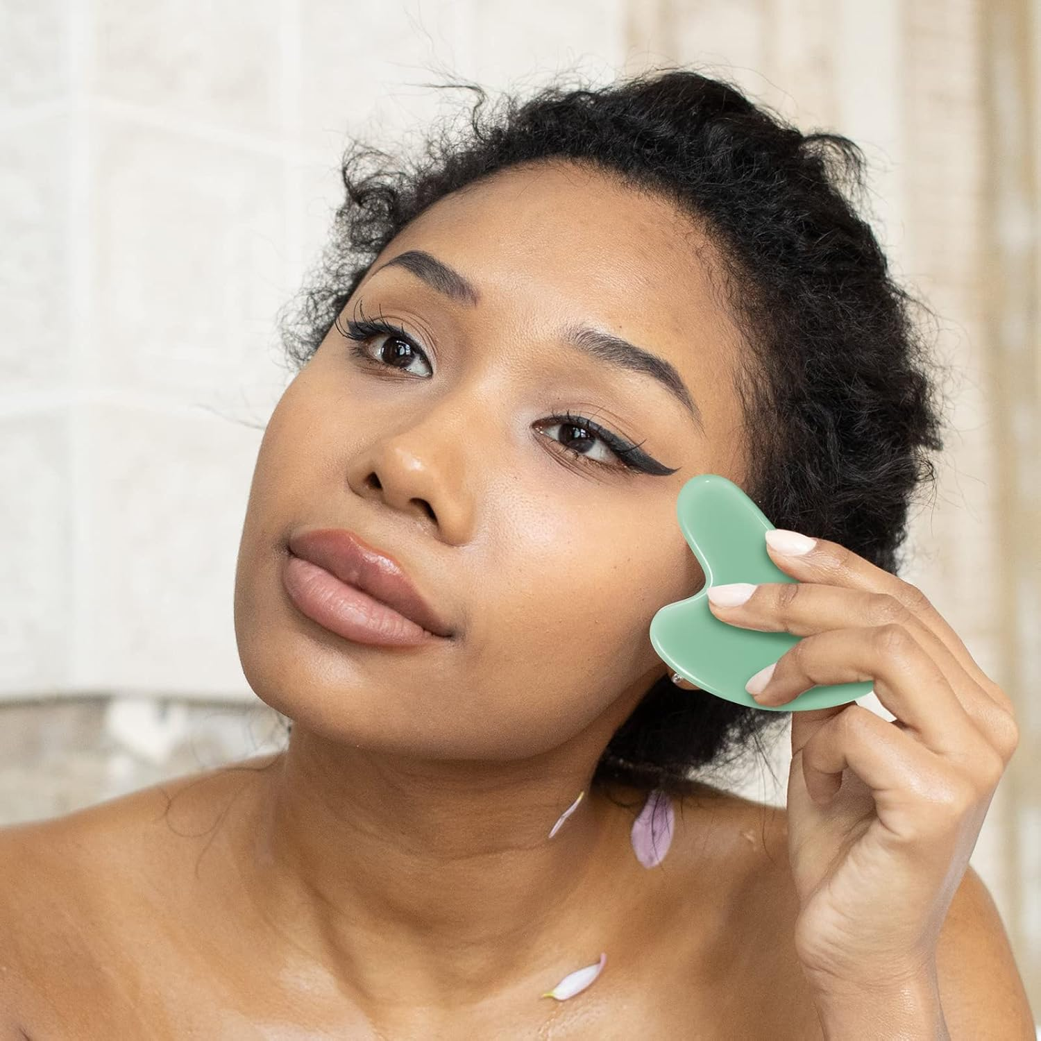 Guasha,Gua Sha Facial Tool,Secret Therapy of Beauty from the Ancient Oriental,Face Slimmer Massage,Decrease Puffiness and Tighten Skin,Improve Face Shape.(Green) - Pink image number 5