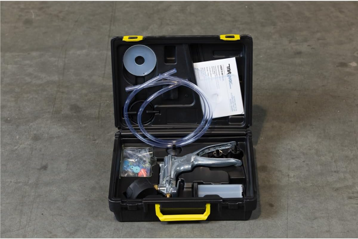 Mityvac MV8500 Silverline Elite Automotive Brake/Clutch Bleeding, Diesel Fuel Priming and Vacuum/Pressure Testing Kit, Ergonomic Design, Zinc-Aluminum Die Cast, MV8510 Pump, 4.5Oz Fluid Reservoir image number 4