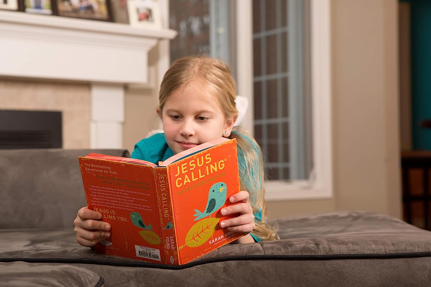 Jesus Calling: 365 Devotions for Kids image number 1