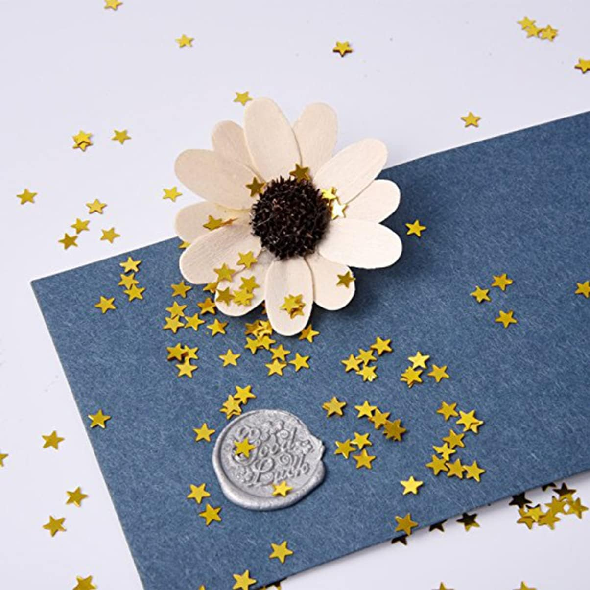 KOMBIUDA 6000Pcs Golden Star Confetti Glitter Metallic Foil Shavings for Table Decorations Weddings Parties DIY Crafts Smooth Flame Retardant Plastic Pack image number 6