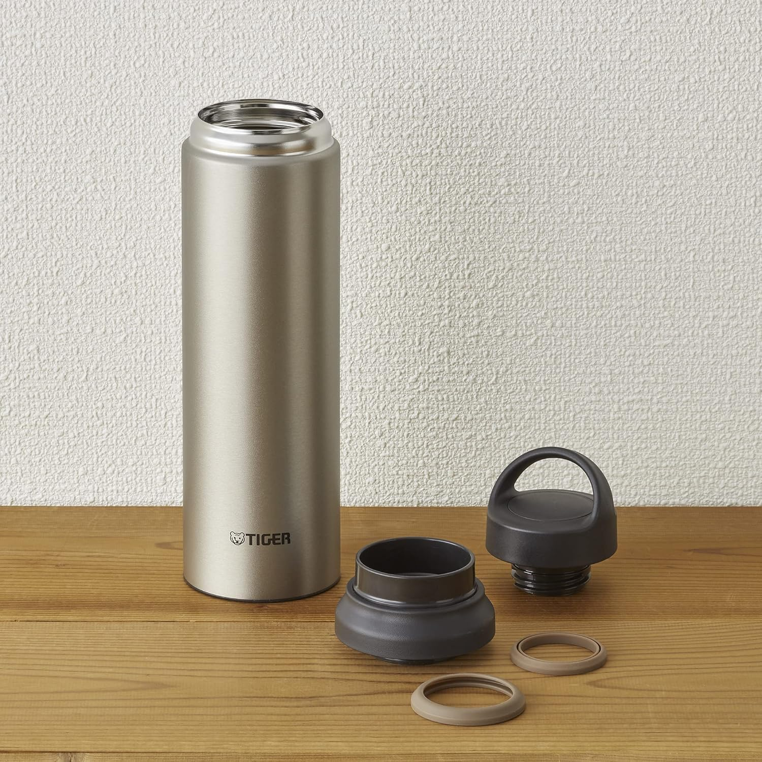 Tiger Ultra Lightweight Vacuum Insulated Thermal Water Bottle Antibacterial Finish MCZ-S080 27.1 Fl Oz Stainless Steel Coffee Cup Travel Mug Flask (Silver - Titanium Ore - XZ, 800Ml) image number 1