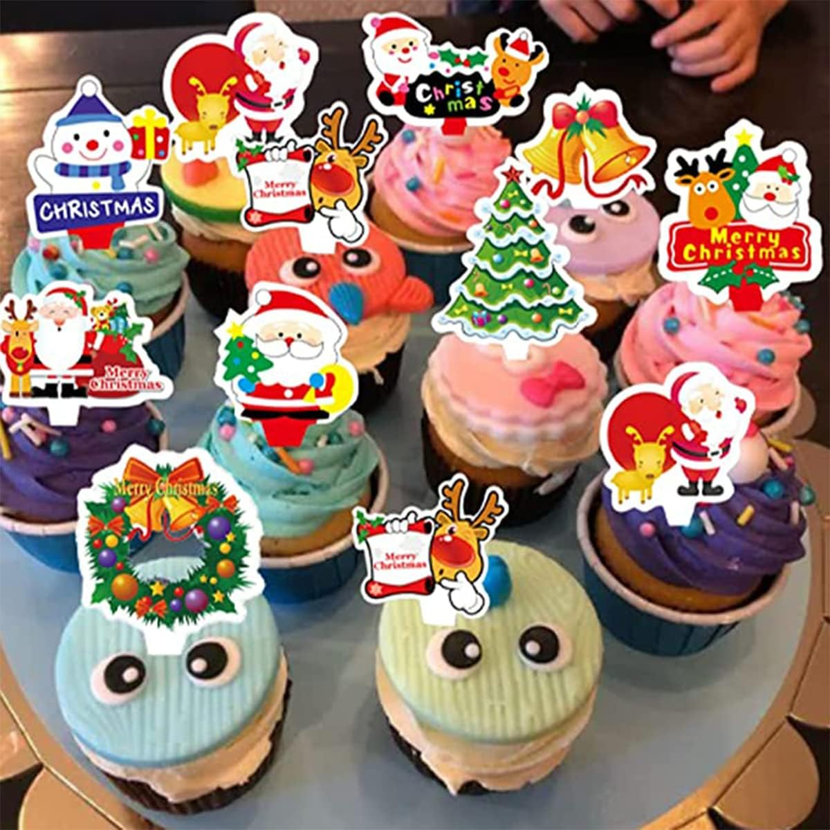 50/500 Pieces Christmas Cupcake Toppers, Cute Cake Decorations, Snowman Santa Claus Reindeer Elf Bells Cake Toppers Picks for Christmas Cake Decor Party Holiday Supplies Favors (500 Pieces)
