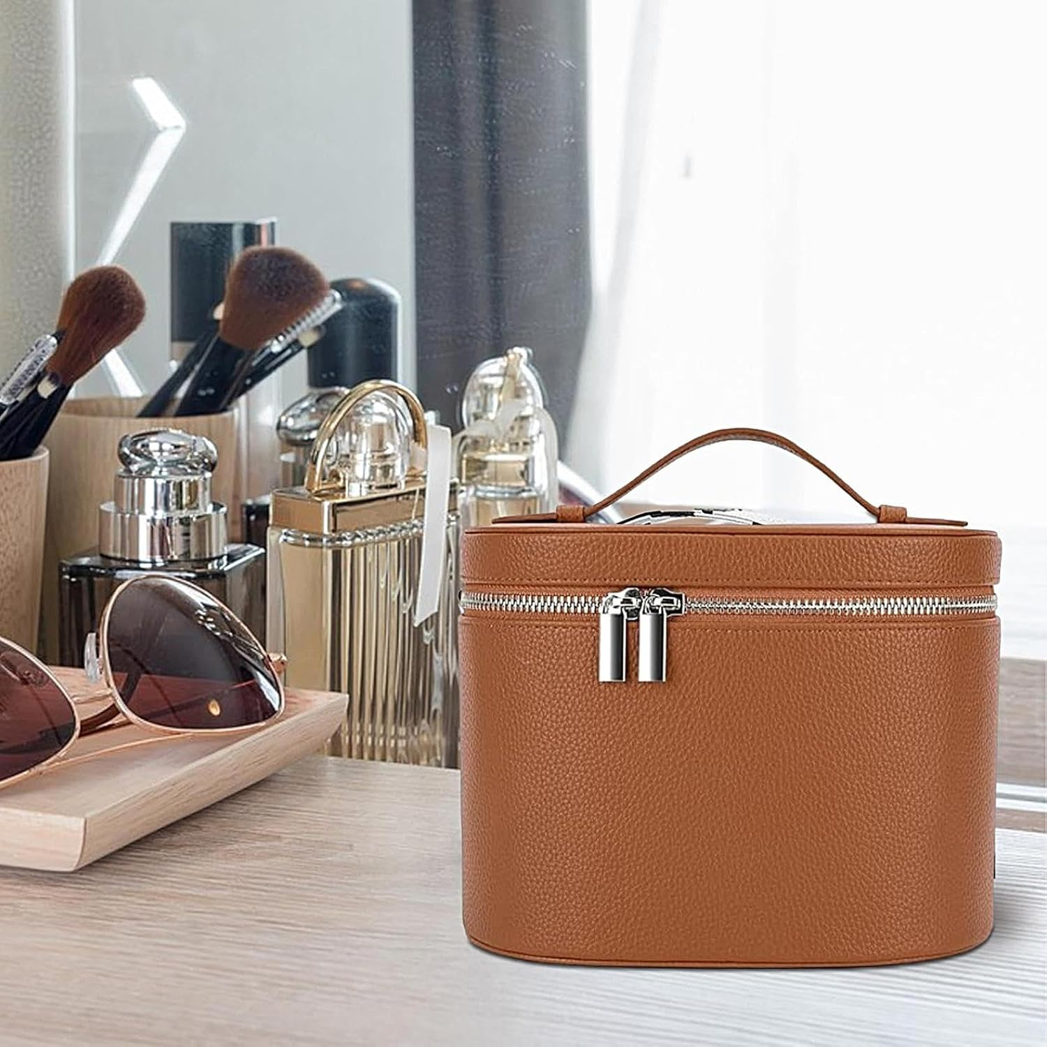 Makeup Bag, PU Leather Vanity Case with Removable Divider, Large Capacity Portable Cosmetic with Multi Pockets, Waterproof Make up Case with Handle and Zipper, Travel Makeup Bag image number 6