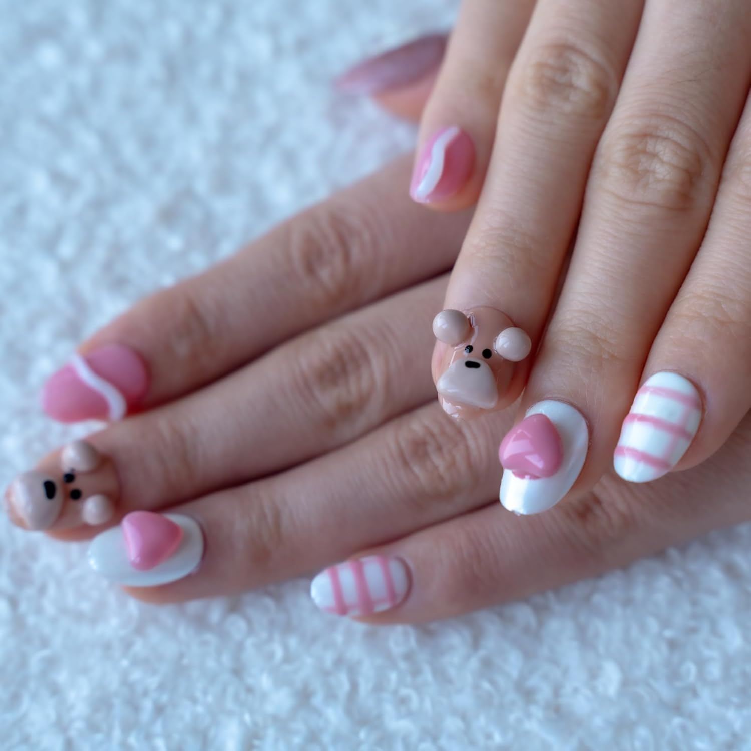 Sun&Beam Nails Handcrafted Short round Press-On Nails in Brown White and Pink 3D Glitter Bear Design with Adhesive Pads 10 Pieces (#167 L) image number 2