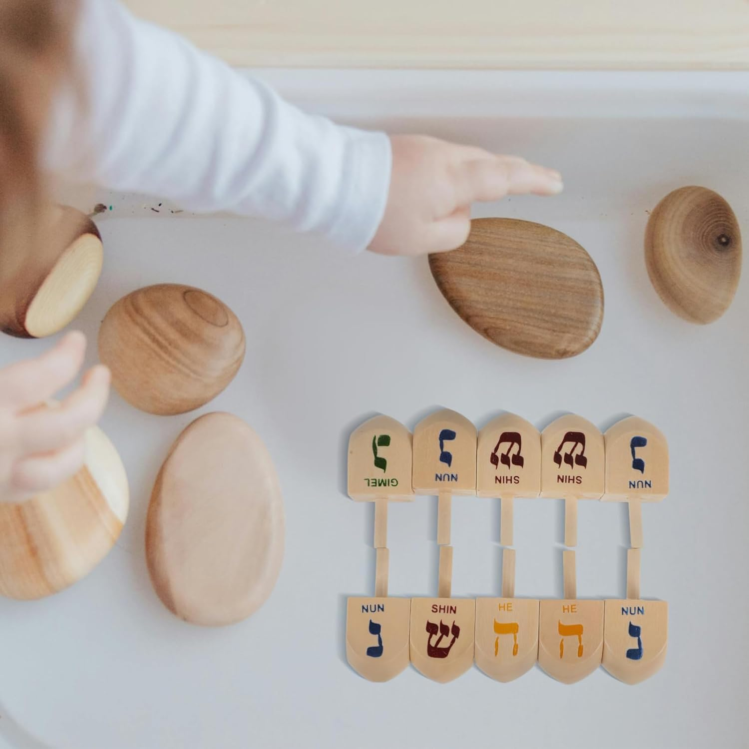 Vaguelly 10Pcs Wooden Dreidel Set Tops for Boy Girl Hanukkah Party Supplies Miniature Educational Toys for Fun Engaging Holiday Celebrations image number 3
