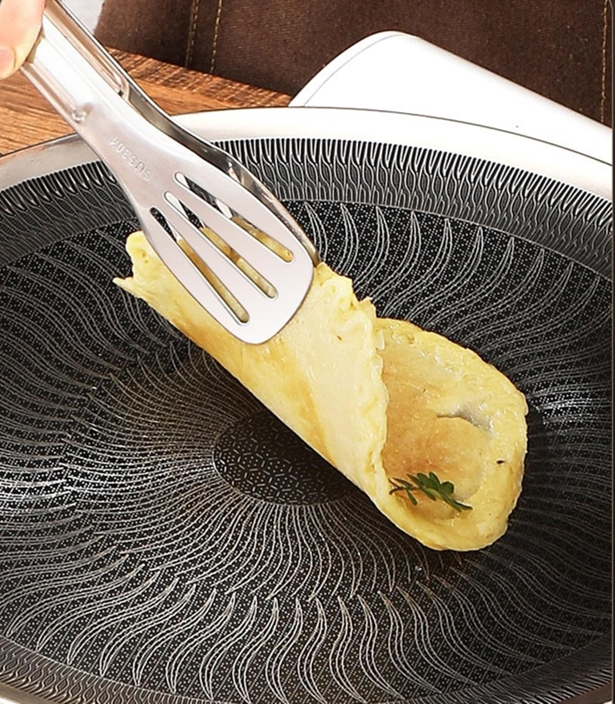 DDMMQS Stainless Steel Outdoor Baking Tray, Non Stick Coating, 13.38 Inch Circular Barbecue Pan, Suitable for Induction Cookers, Gas Stoves, Electric Stoves, Indoor or Outdoor Barbecue image number 6