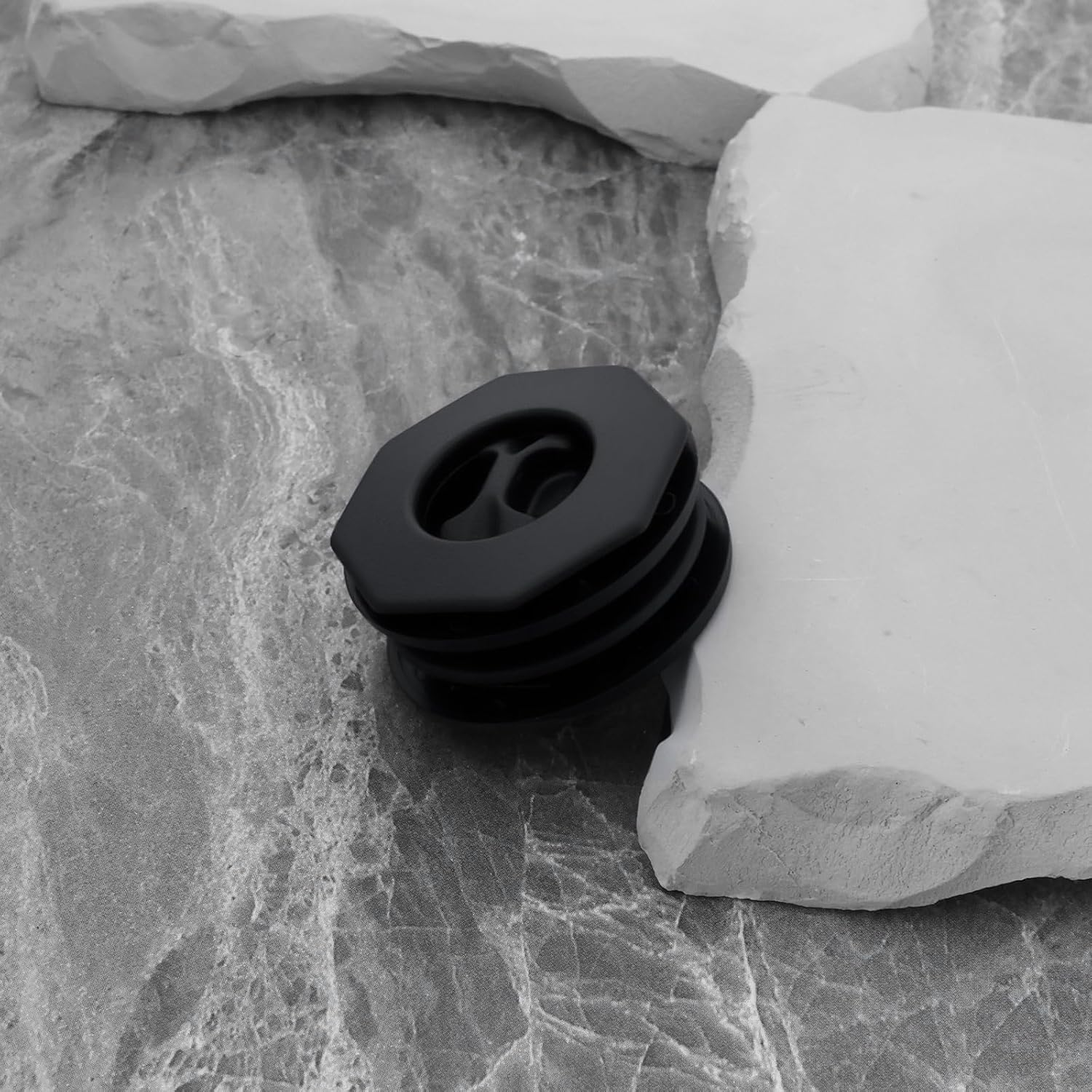 4 Sets of Car Floor Mat Clips Plastic Mat Retainers Compatible with HONDA Black image number 4