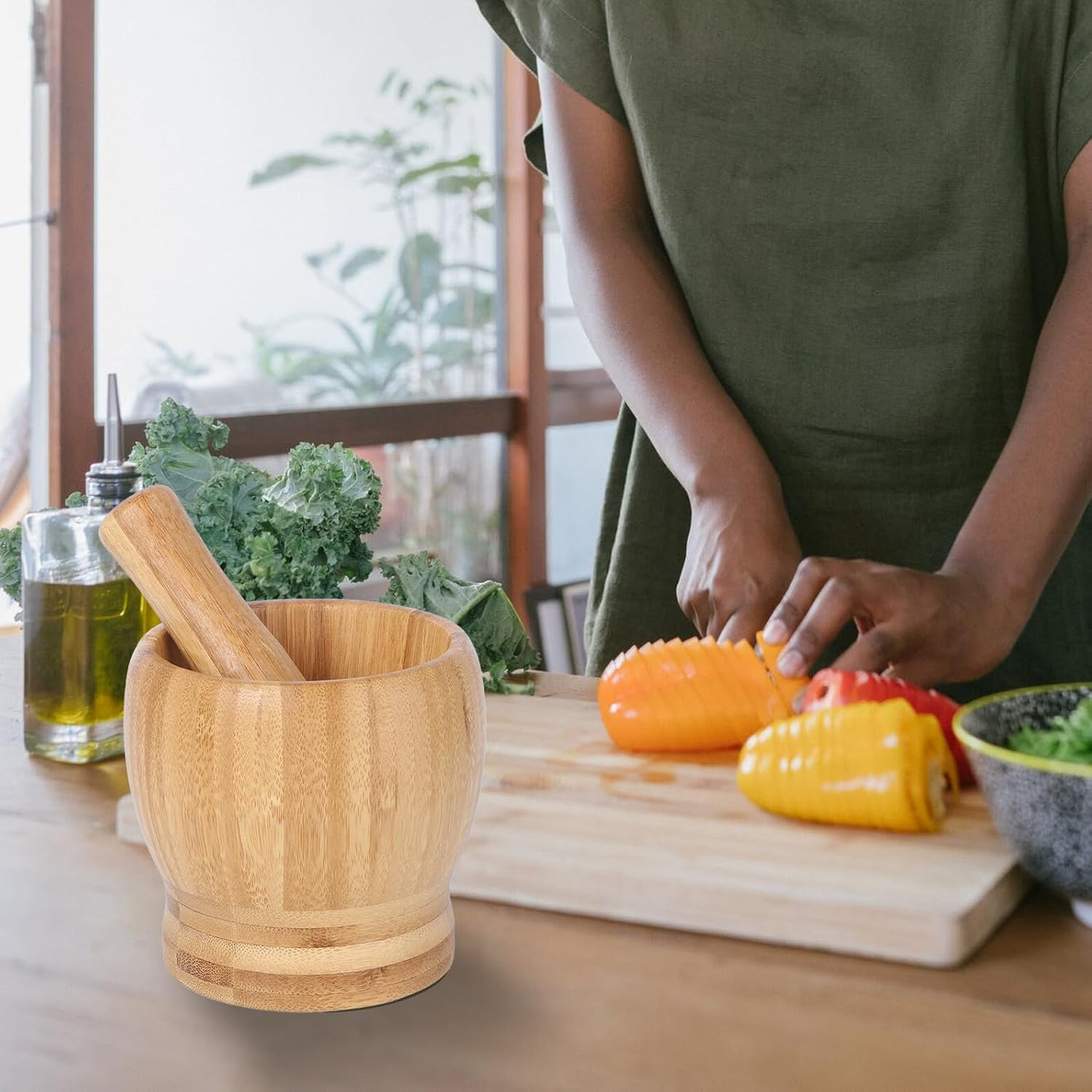 SHOWERORO 2Pcs Large Bamboo Garlic Grinder Set for Kitchen Tools Ergonomic Manual Spice Crusher Easy to Clean Household Garlic Press for Dining and Restaurant Use image number 5