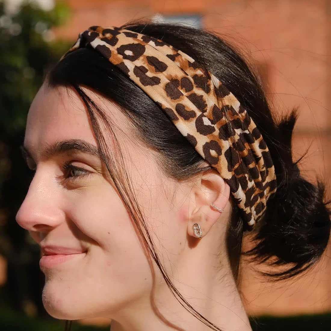 Pack of 6 Headbands for Women Non-Slip Short Hair Yoga Workout Running Sports Elastic Hair Bands for Women Hair Straw Turban Hair Wrap for Girls Leopard Print image number 5