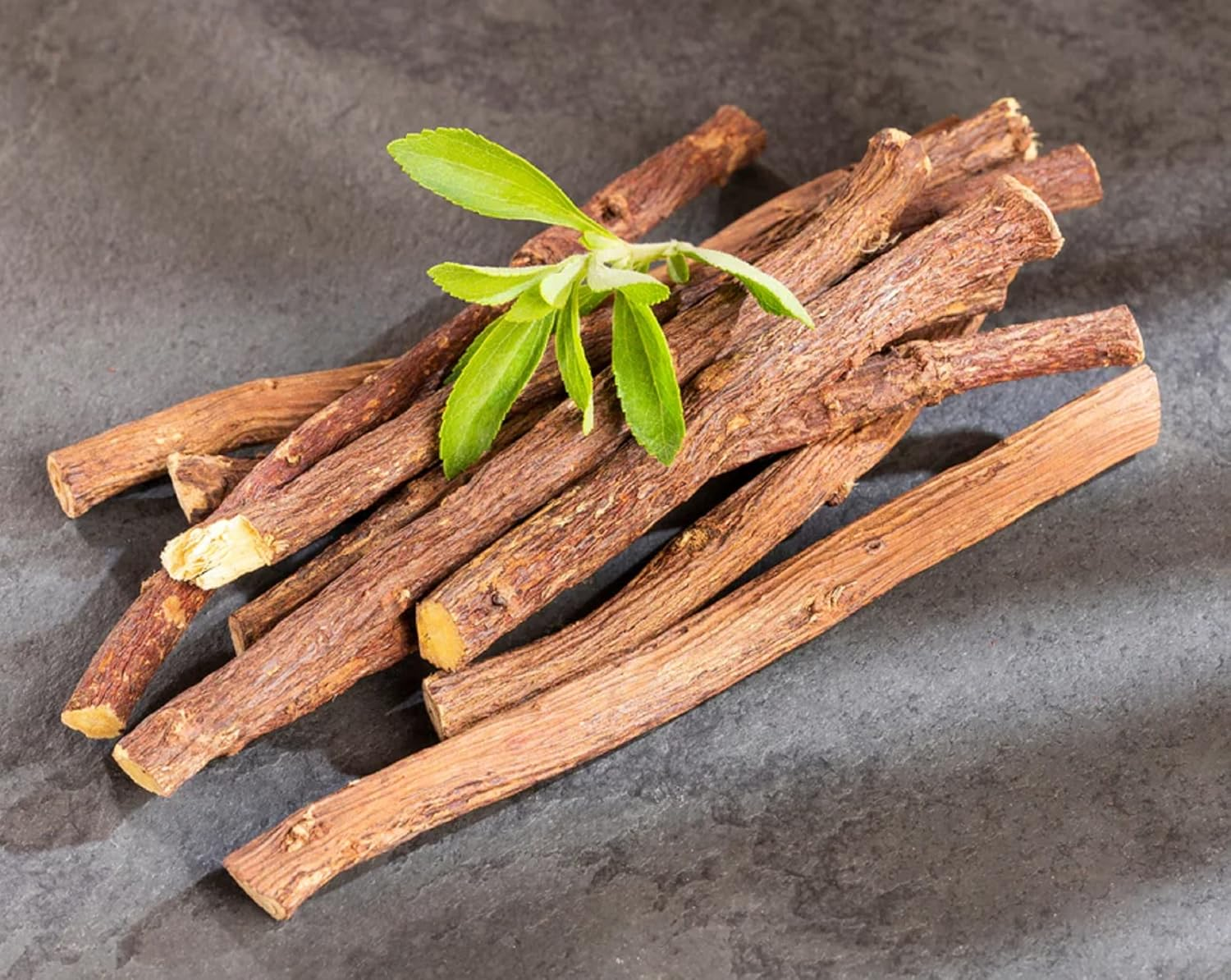 Nature'S Basket Licorice (Mulethi) Powder for Face and Skin (227G) image number 3