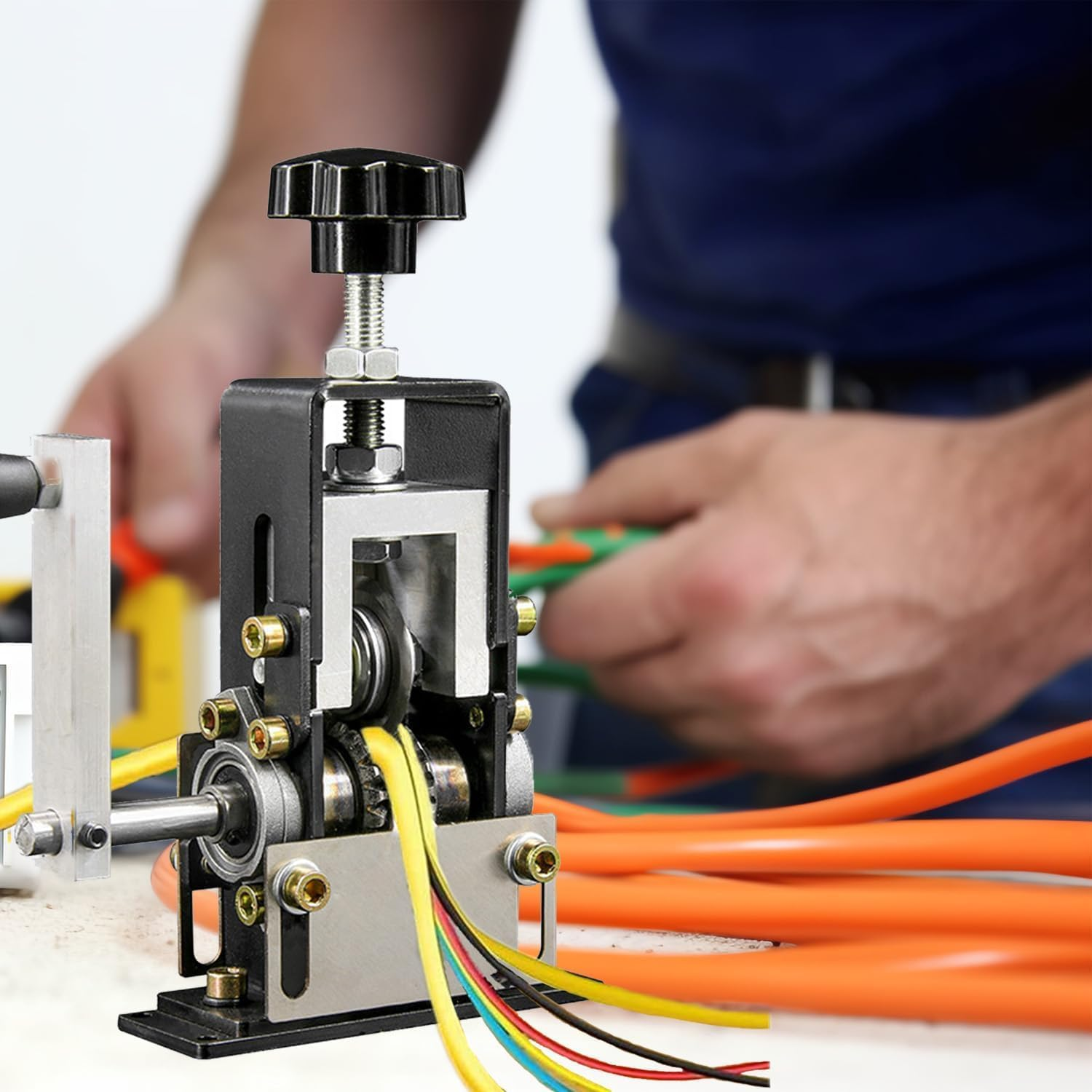 LMSNE Electric Cable Stripper 0.06''-0.98'' Scrap Copper Wire Stripping Machines with Hand Crank or Drill Powered, Portable Aluminum Frame Wire Peeler. image number 4