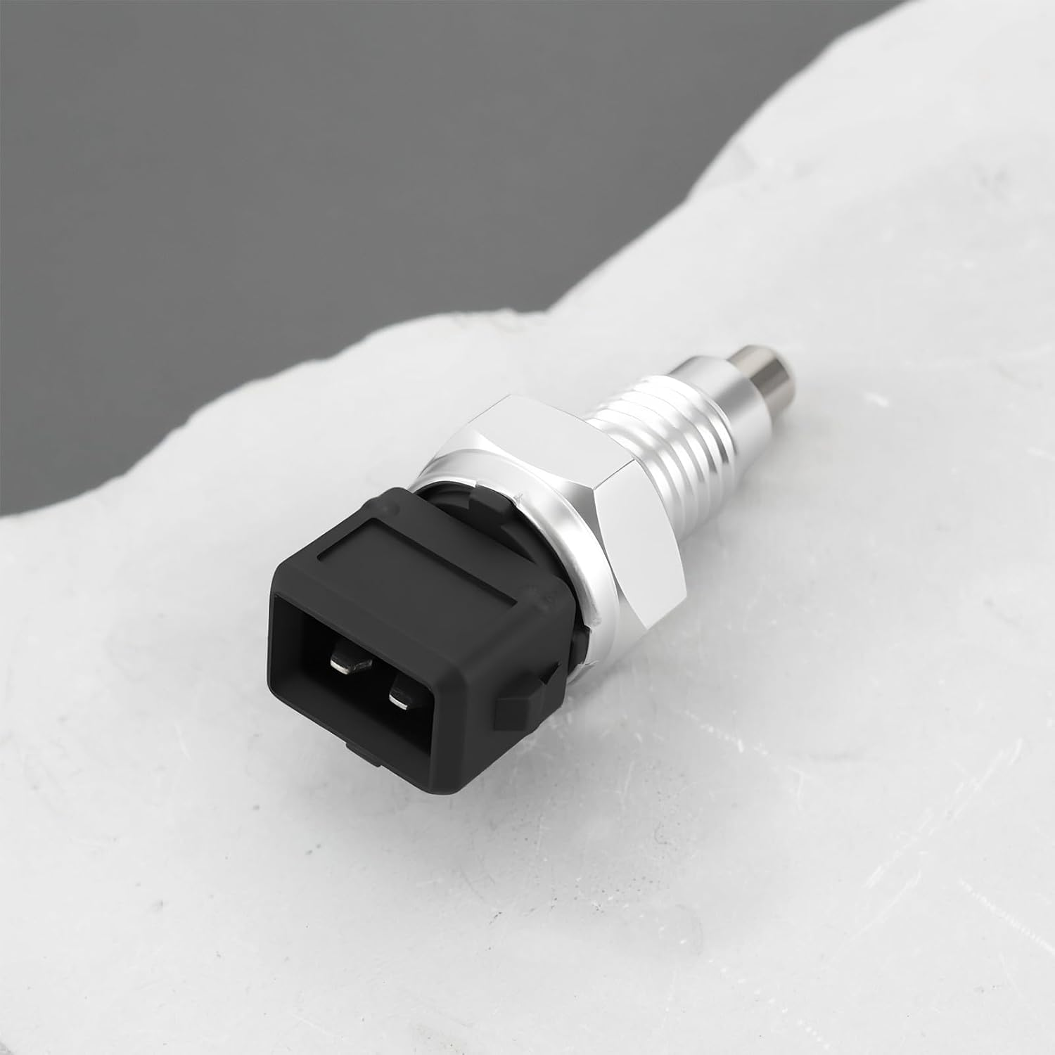 Emagtech Car Reverse Light Switch UMB100100 Compatible with Land Rover Freelander 1 TD4 2000-2006 image number 6