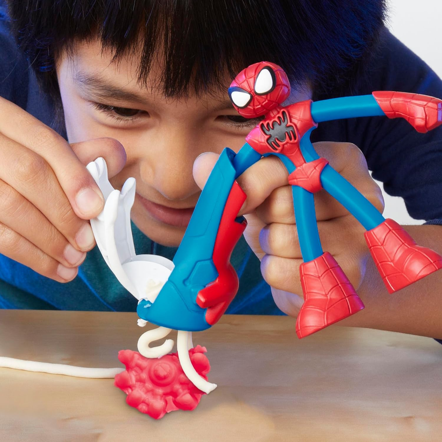 Play-Doh Marvel Spider-Man Thwip Squisher Set with Bendy Action Figure, Imagination Toys for 4 Year Old Boys and Girls and Up