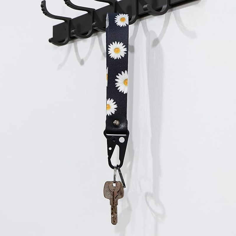 Eagle Beak Keychain Flower Pendant Eagle Beak Car Keychain Leather Metal Ornament image number 4