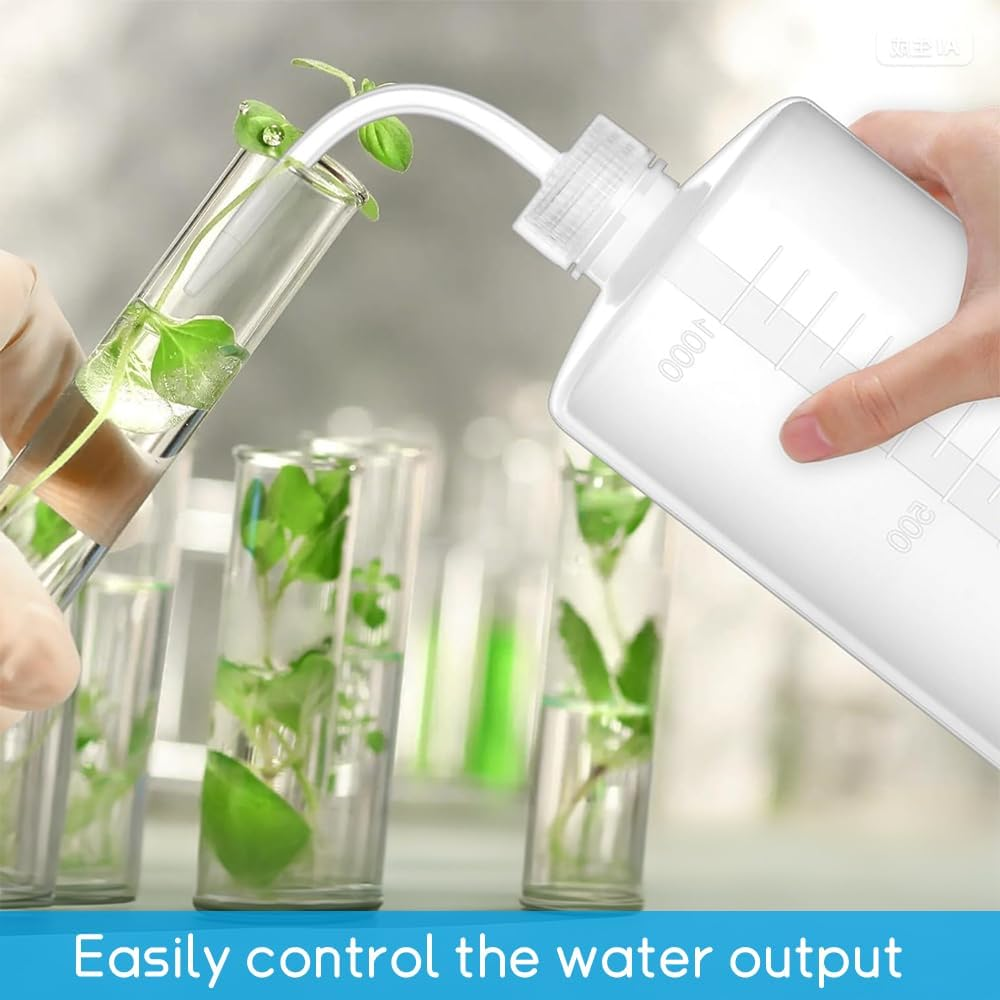 8 Pieces Plastic Squeeze Bottles, Squeeze Tip Watering Bottles with Graduated Labels, Suitable for Chemical Industry, Laboratory, Watering Flowers, Rinsing Plant Leaves and Various Details Use