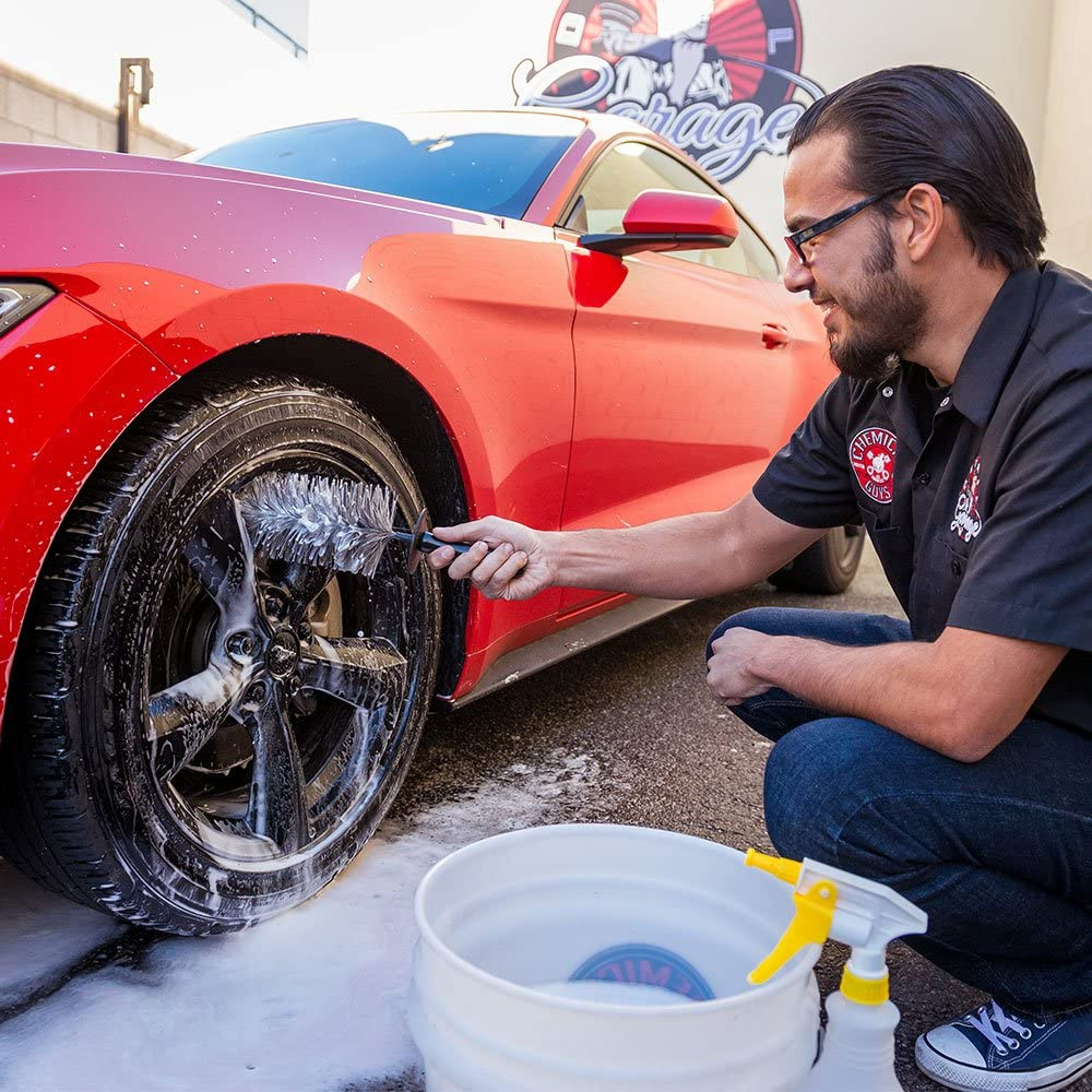 Chemical Guys ACCS37 Easy Reach Wheel and Rim Detailing Brush image number 6