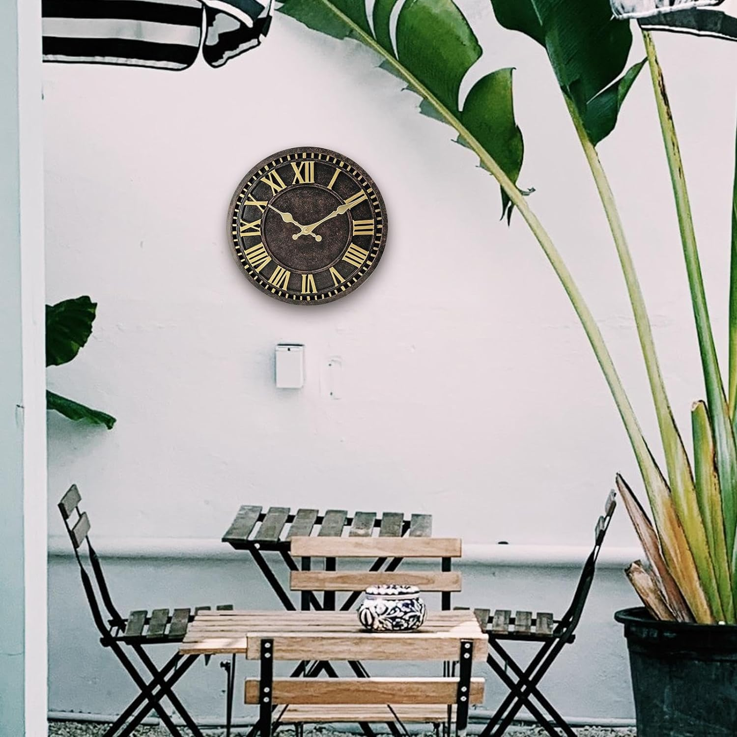 Outdoor Wall Clock Vintage Waterproof Garage Fence Lawn Garden Office Yard 12"