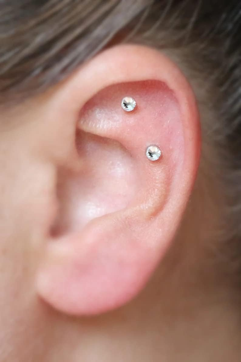 QWALIT Piercing Taper Threadless Piercing Changing Tool Piercing Taper Insertion Tool Piercing Threader Tool Flat Back Earring Applicator Tool Labret Titanium Threadless Insertion Pin 16G 18G 20G image number 1