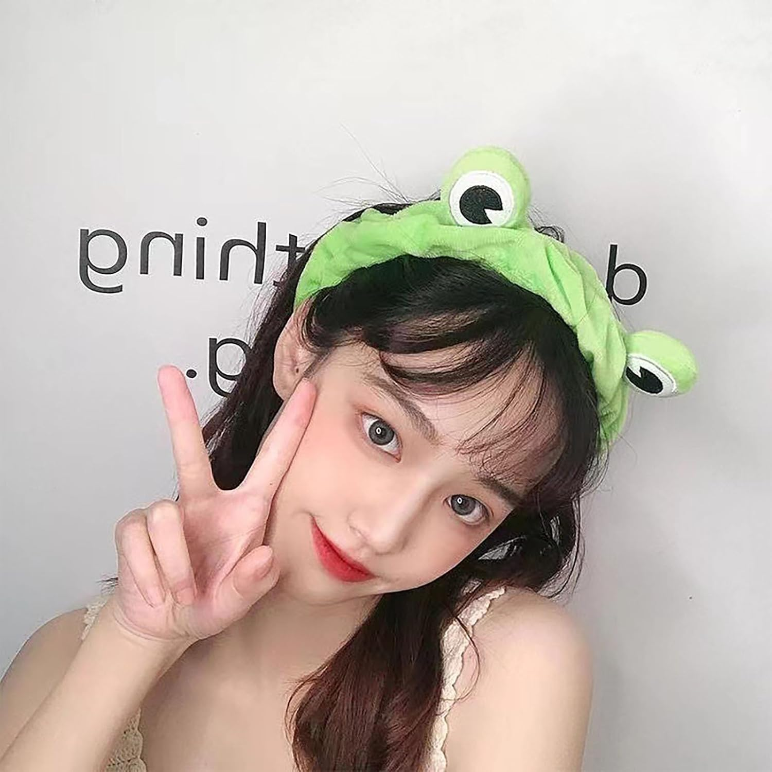 AMYXIYUAN 2Pcs Frog Makeup Headband Stretchy Frog Hair Accessories Cartoon Makeup Headband Elastic Head Band for Face Washing Shower Sports Yoga Beauty Skincare image number 2