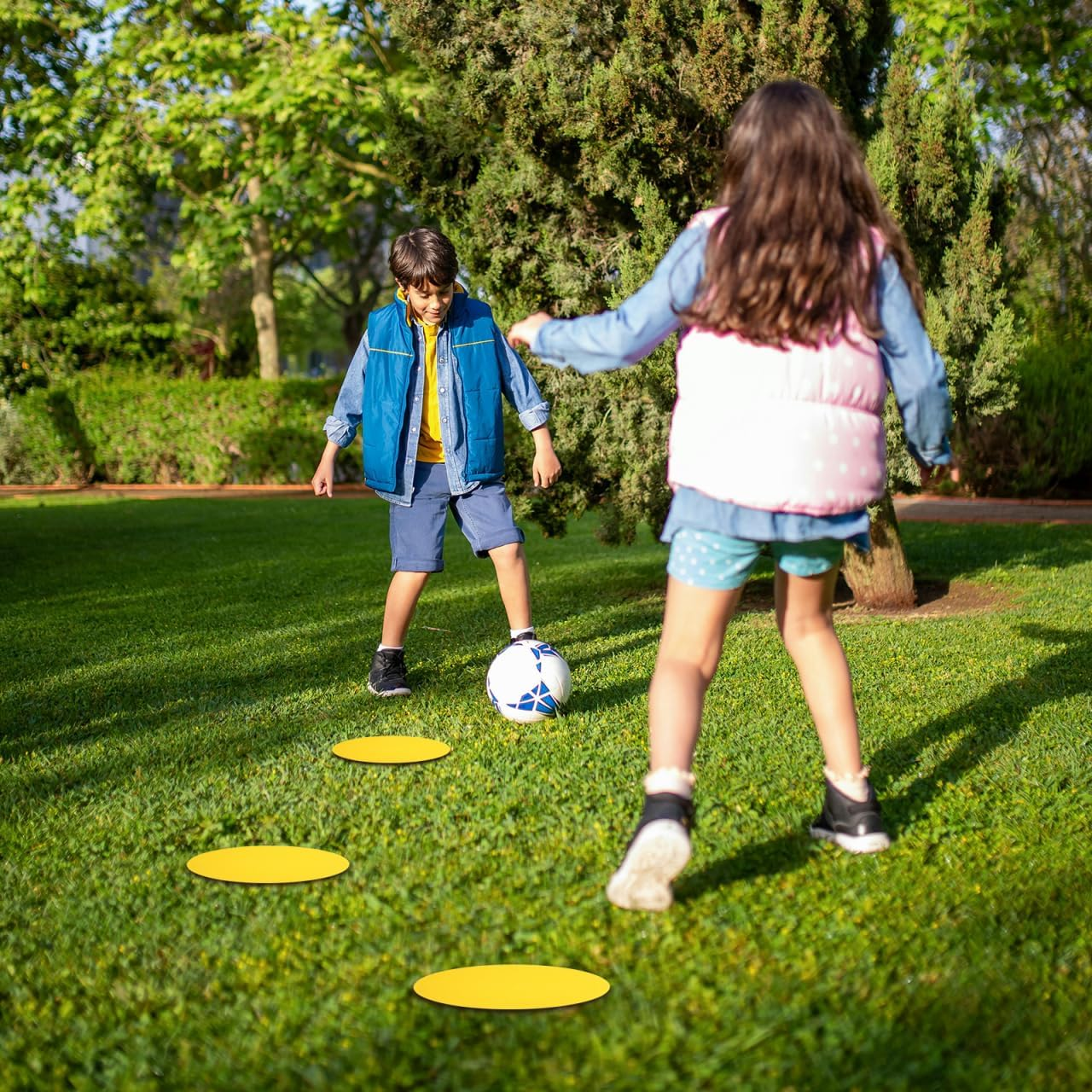 Happyyami Anti-Slip Marking Cone - 10Pcs Colorful PVC Training Discs for Football and Basketball Agility Drills Perfect for Setting up Boundaries image number 6