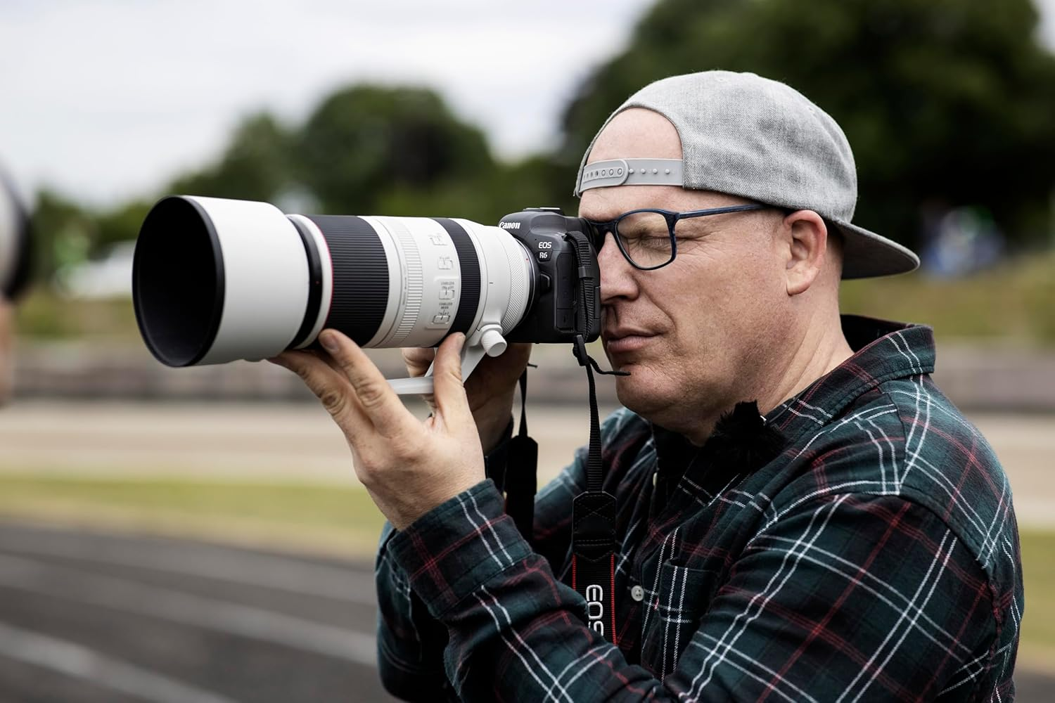 Canon RF 100-500Mm F4.5-7.1L Is Lens - AU Version image number 2