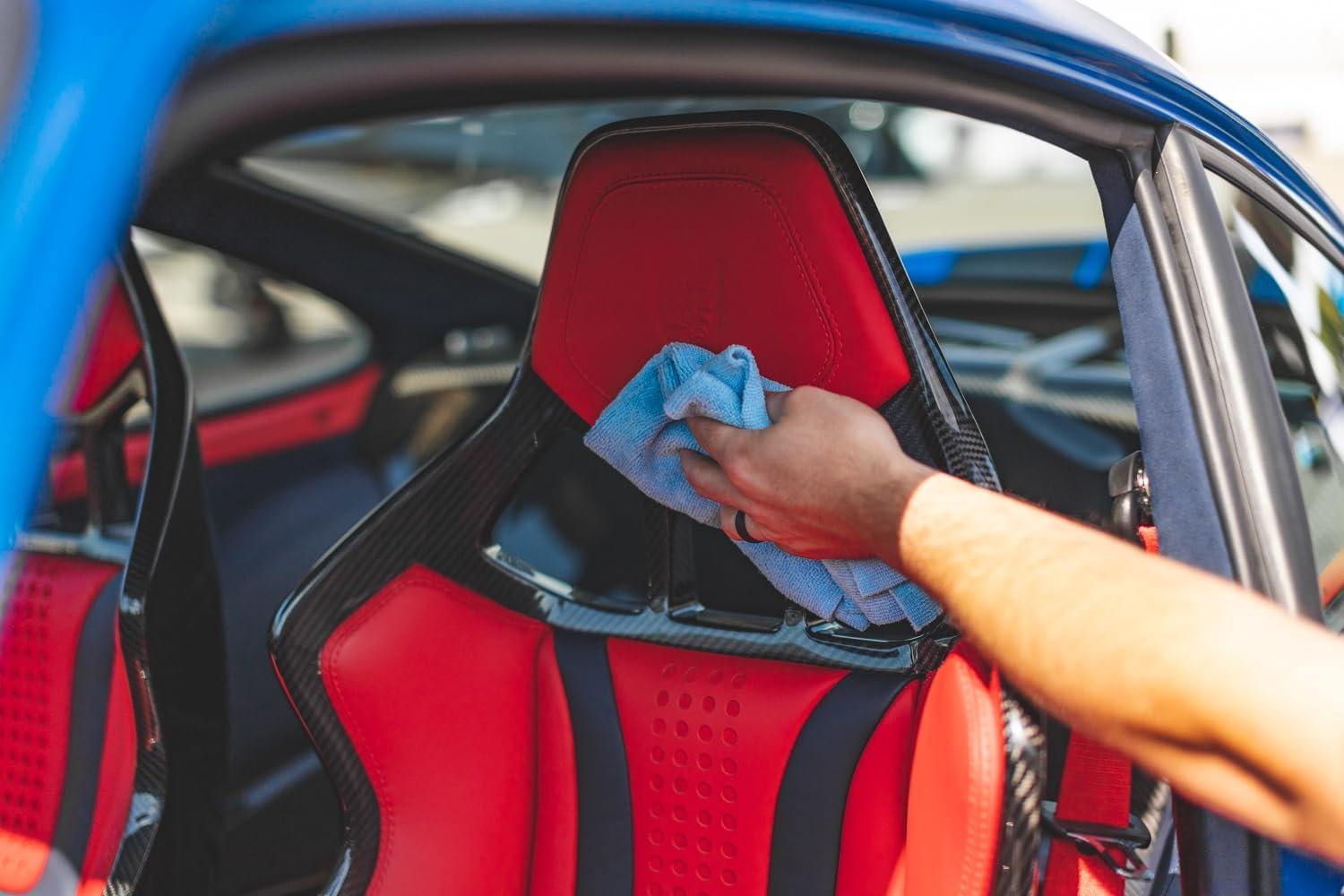 The Rag Company - Edgeless 300 - Microfiber Detailing Towels, Perfect for Removing Polishes, Sealants, and Glaze; Great for Interior Cleaning and Dirty Jobs; 300GSM, 16In X 16In, Ice Grey (10-Pack) image number 6