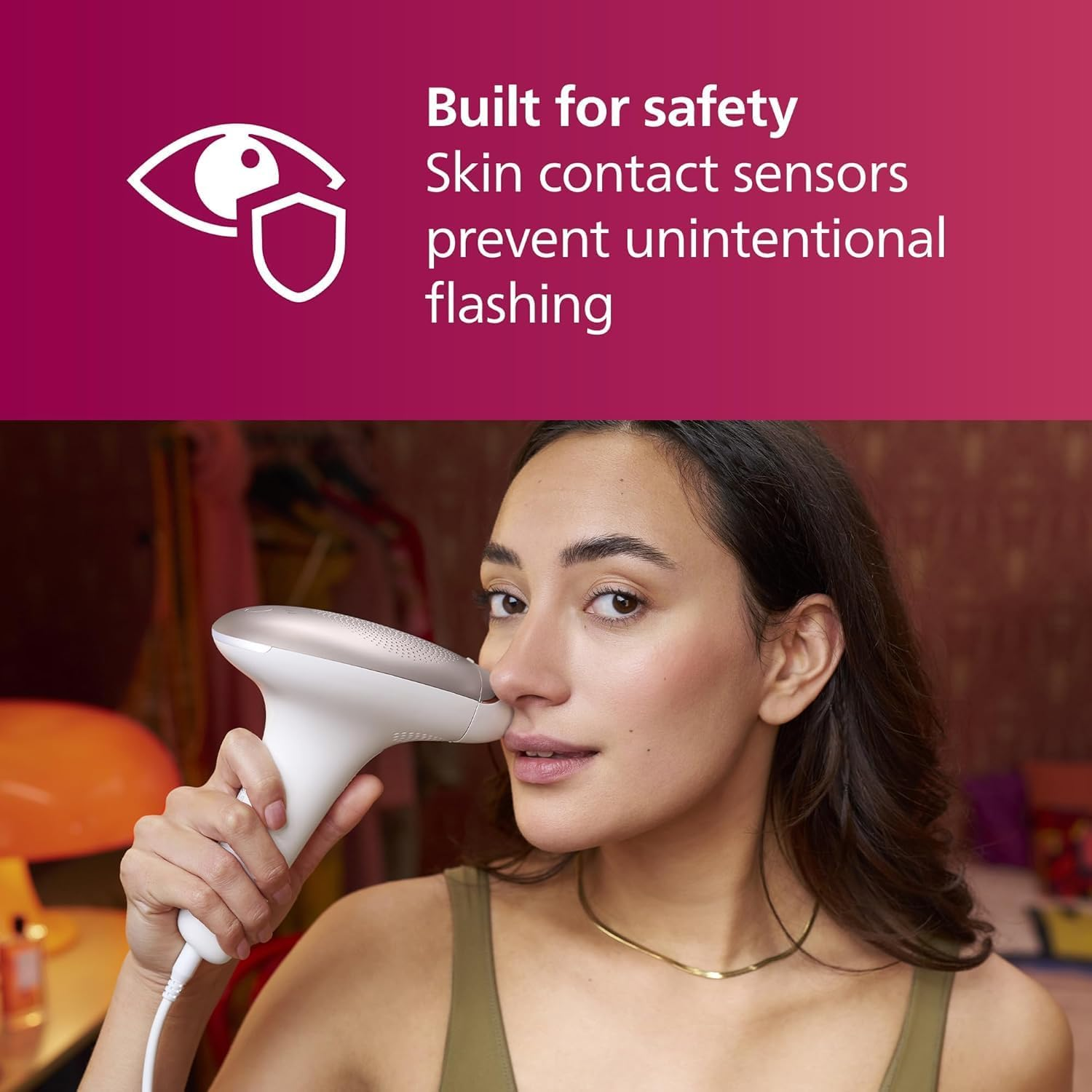 Philips Lumea IPL Hair Removal Device (AU Power Plug) with Smartskin Sensor, Body, Face, Bikini Attachments, Pen Trimmer, White, BRI923/00 image number 4