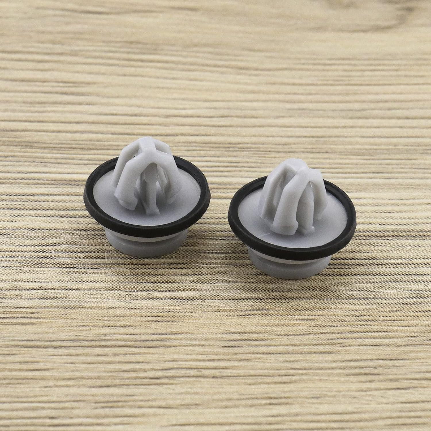 SING F LTD 20PCS Lower Door Moulding Clips LR112137 Compatible with Defender Range Rover Evoque Car Door Panel Door Trim Retainers Clips Plastic Fasteners