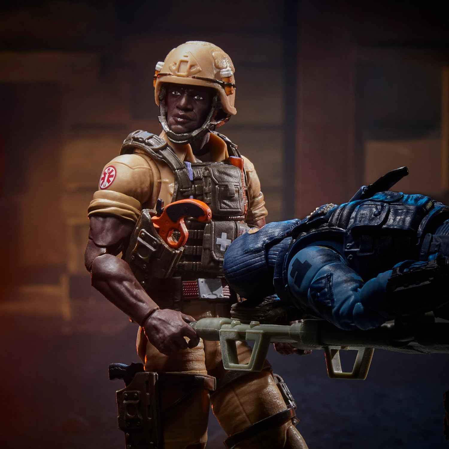 GI JOE Classified Series #122, Carl Doc Greer, Collectible 6 Inch Action Figure with 7 Accessories image number 4